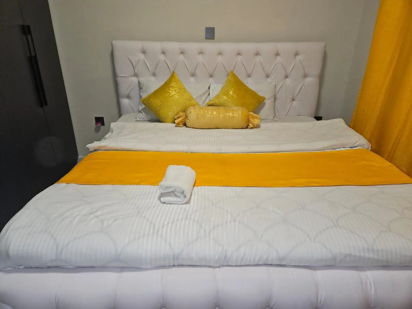 Airport Studio Apartments-JKIA