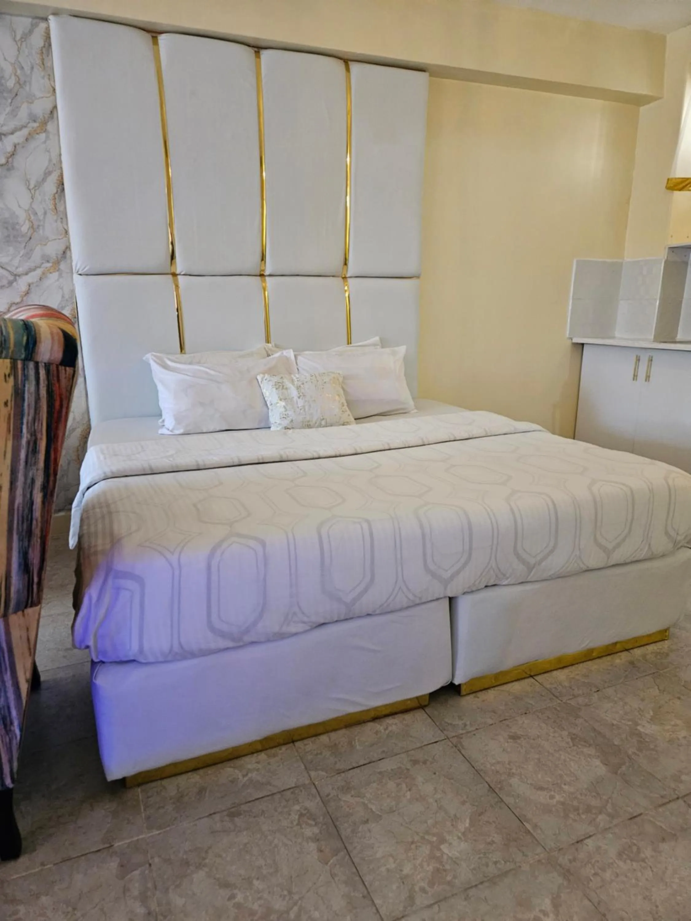 Bed in Airport Studio Apartments-JKIA
