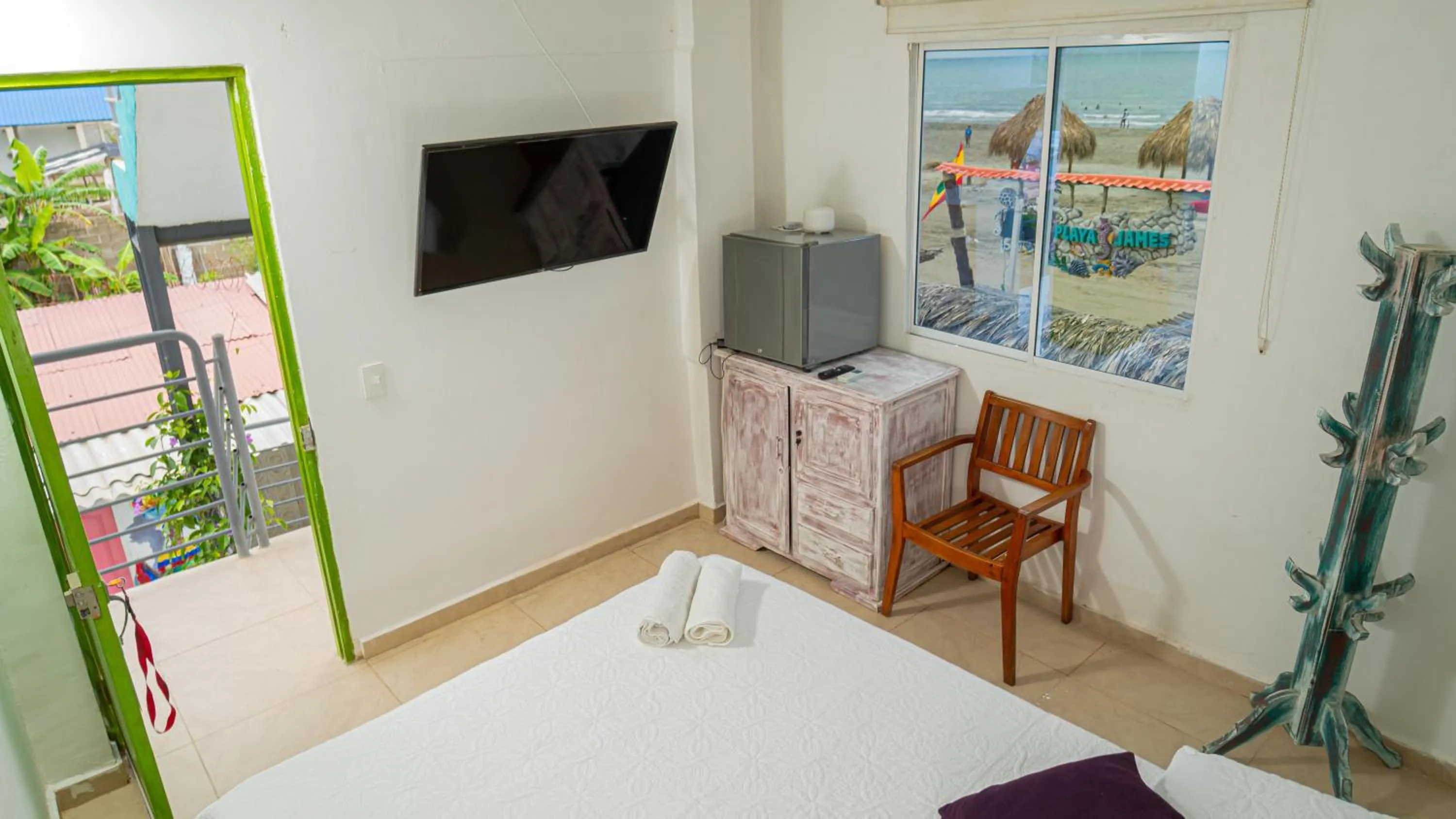 Bedroom, Bed in Casa Playa James