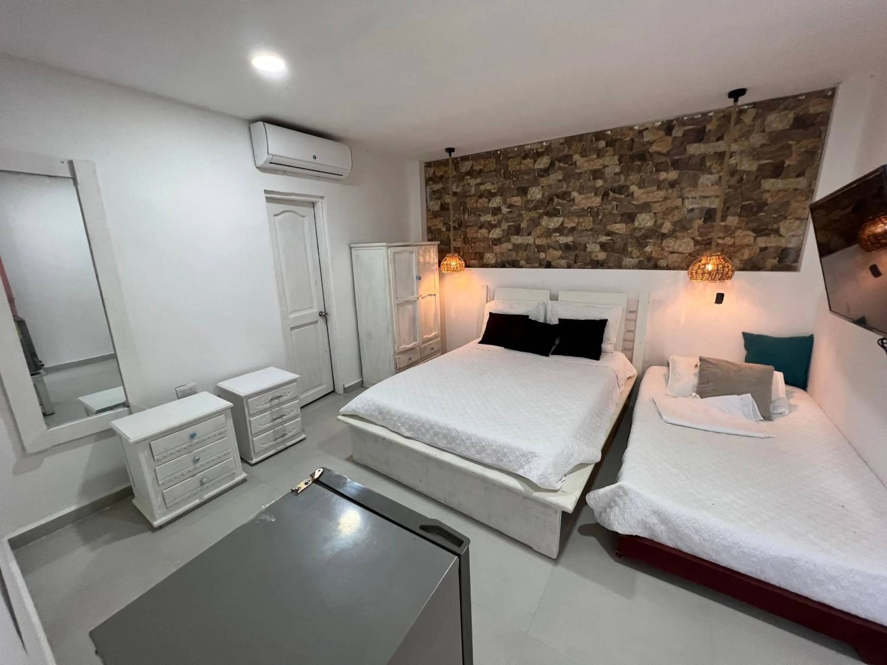 Photo of the whole room, Bed in Casa Playa James