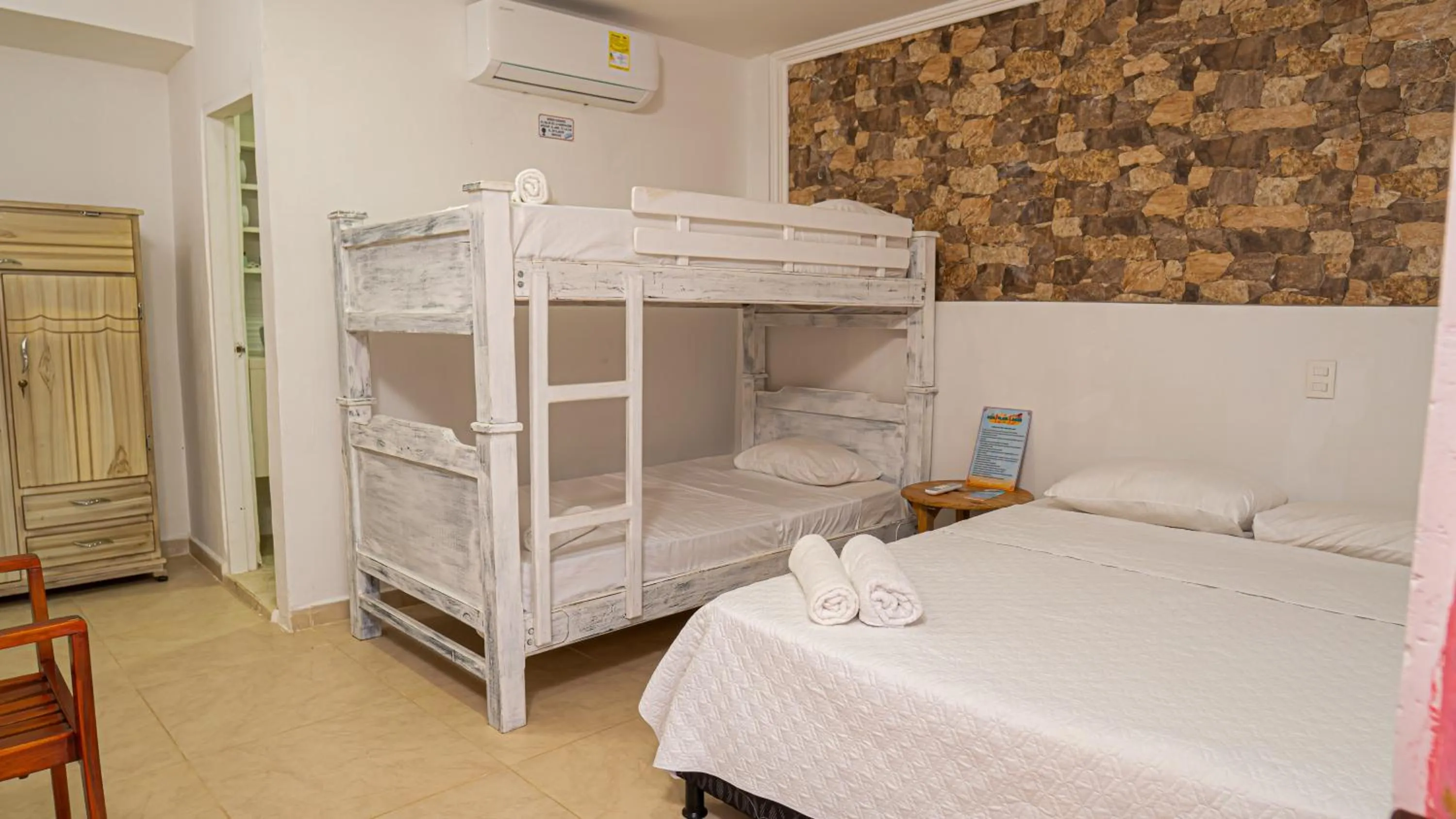 Bedroom, Bed in Casa Playa James