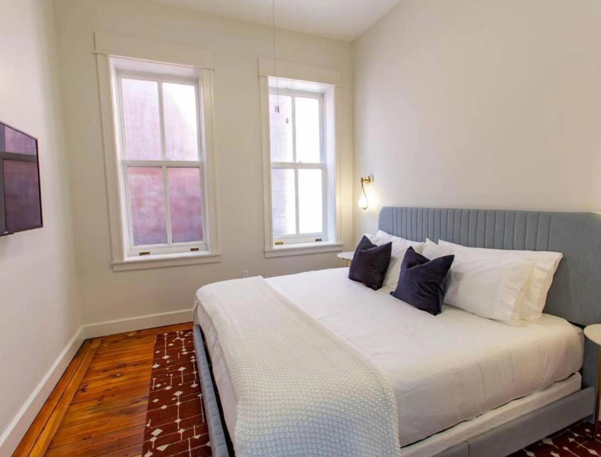 Bedroom, Bed in The Bellwether Hotel