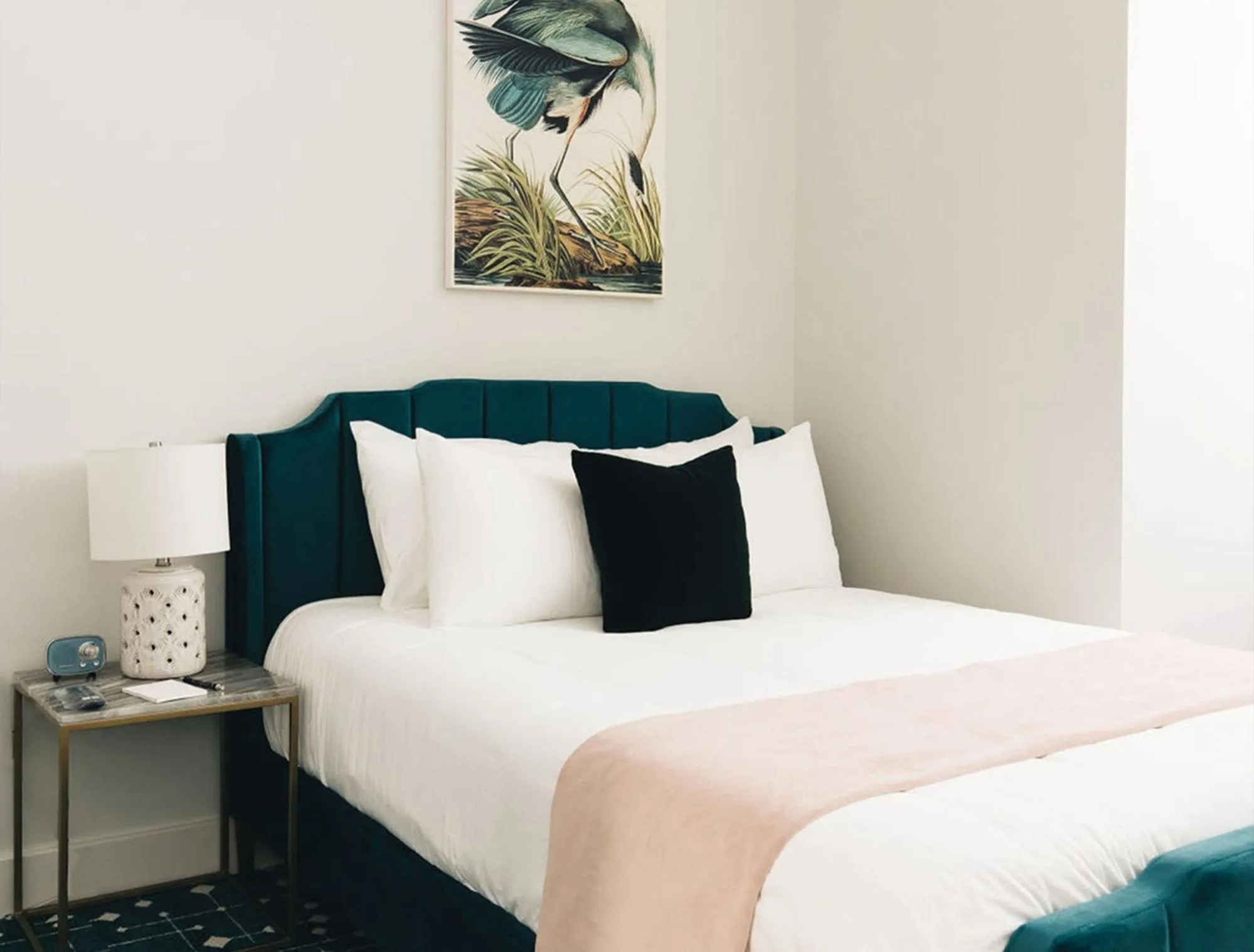 Bedroom, Bed in The Bellwether Hotel