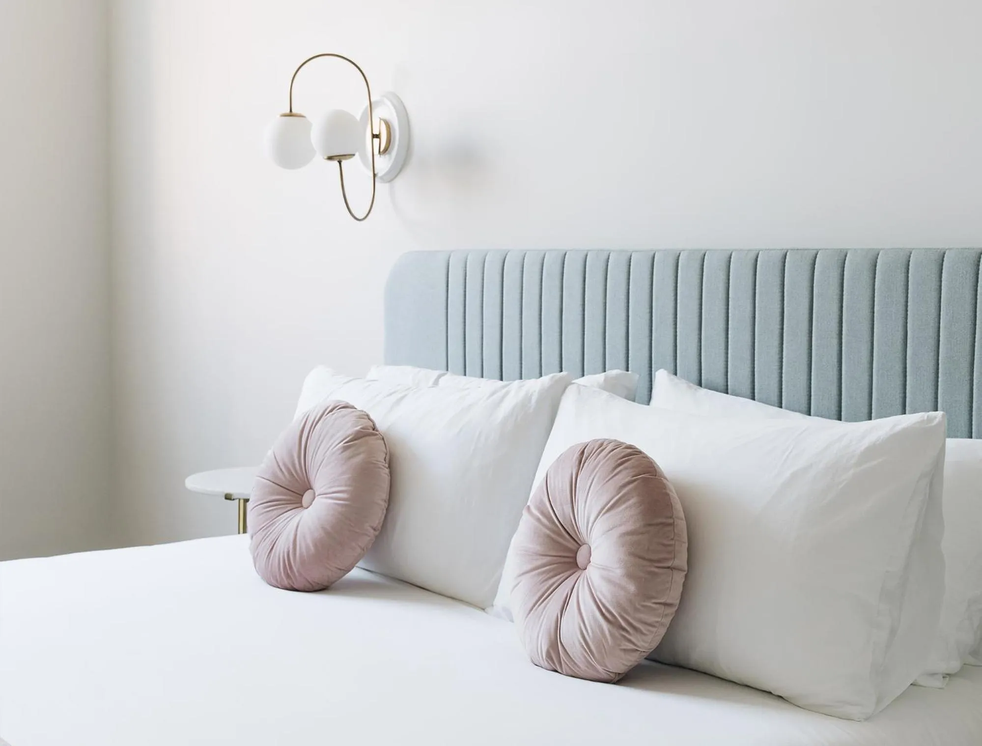 Bedroom, Bed in The Bellwether Hotel