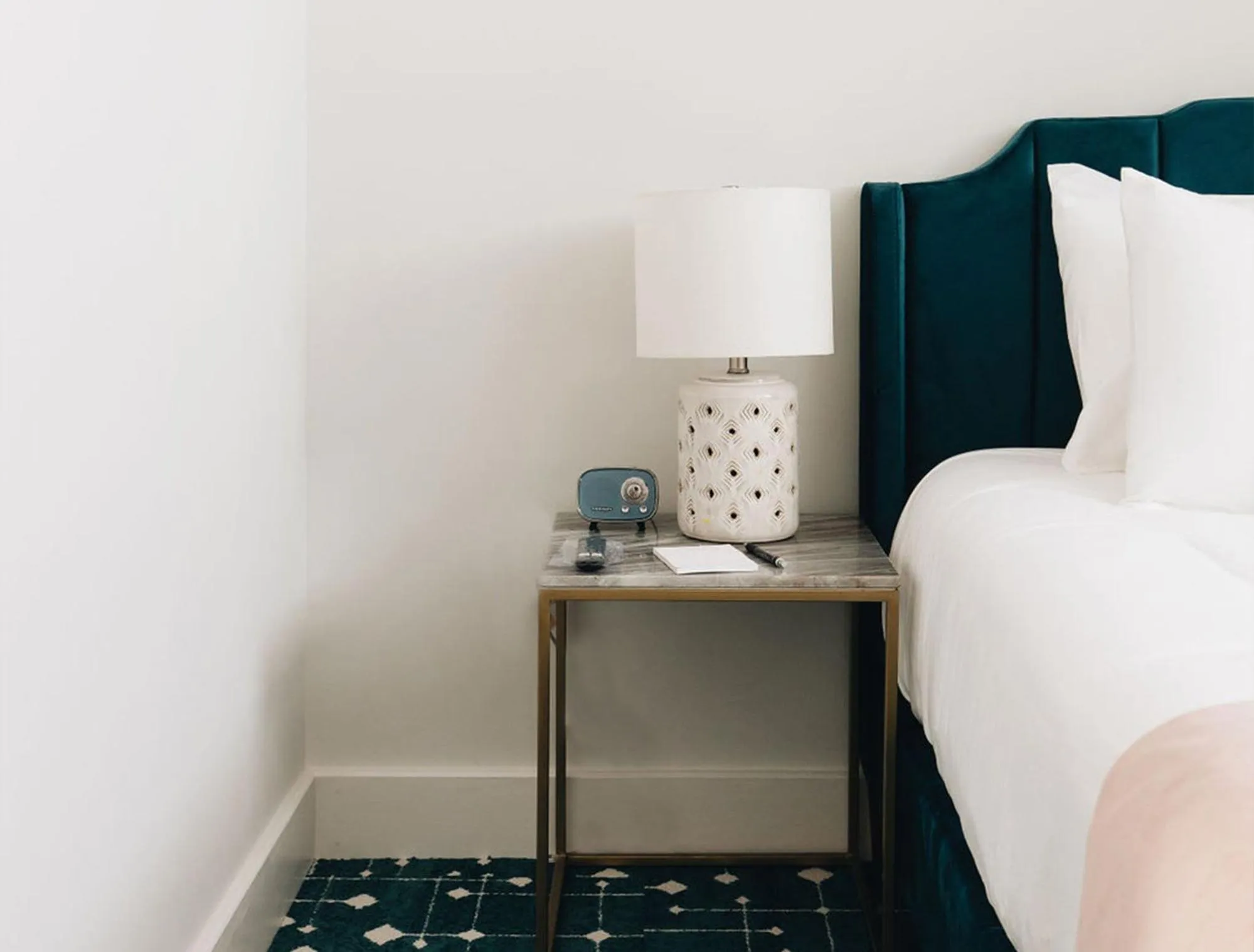 Bedroom, Bed in The Bellwether Hotel