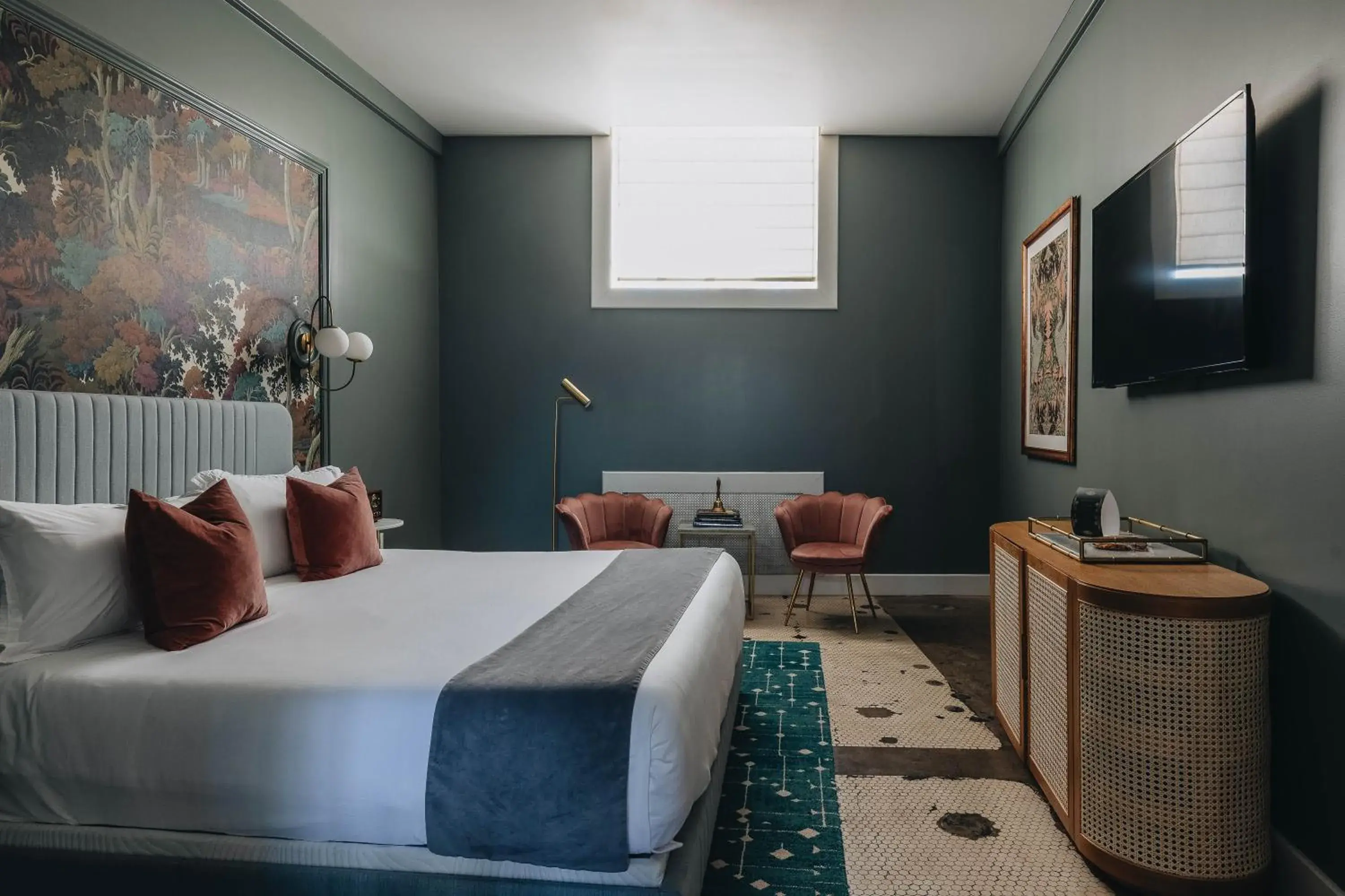 King Suite in The Bellwether Hotel King Suite in The Bellwether Hotel