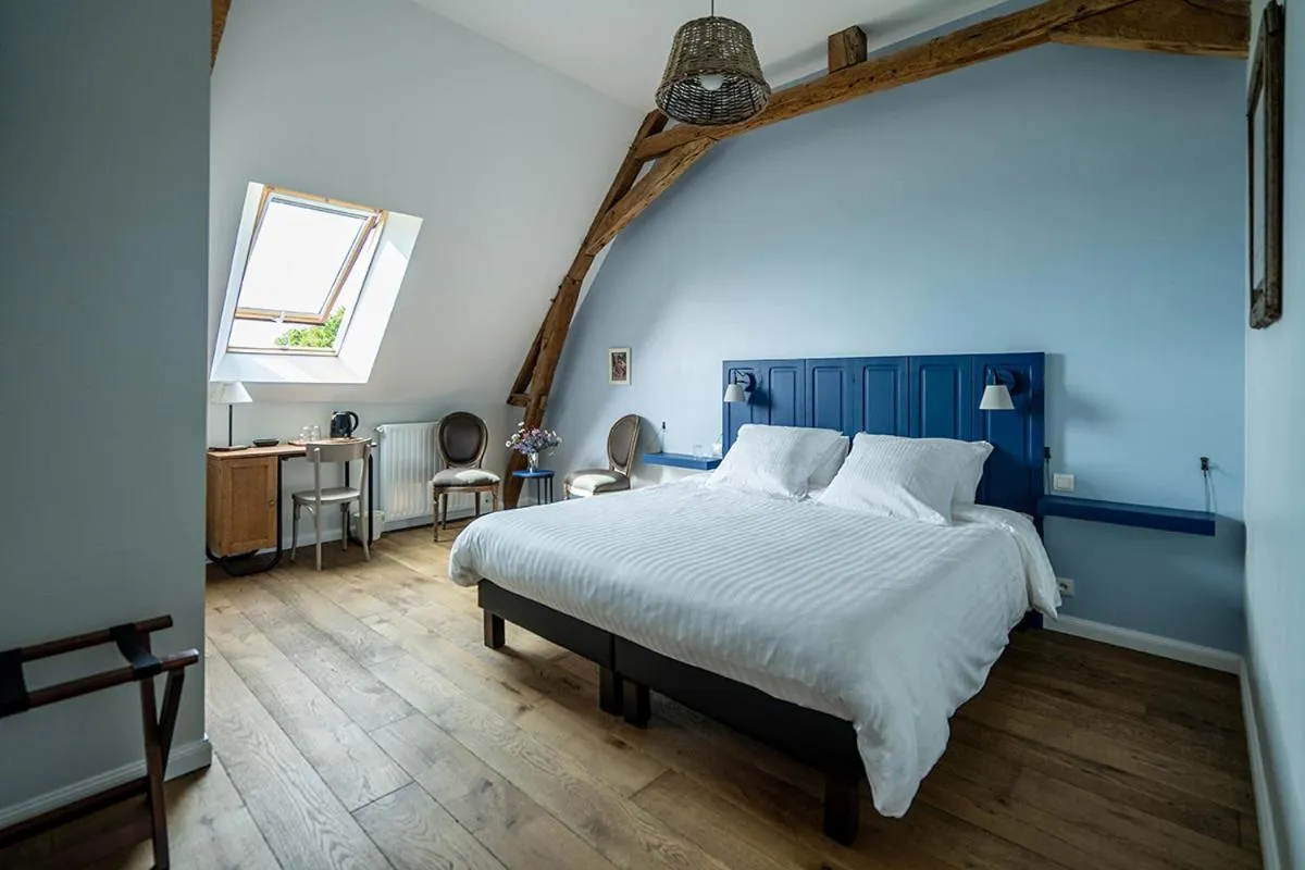 Photo of the whole room, Bed in Château de la Garnison