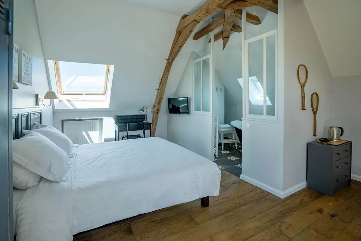 Photo of the whole room, Bed in Château de la Garnison