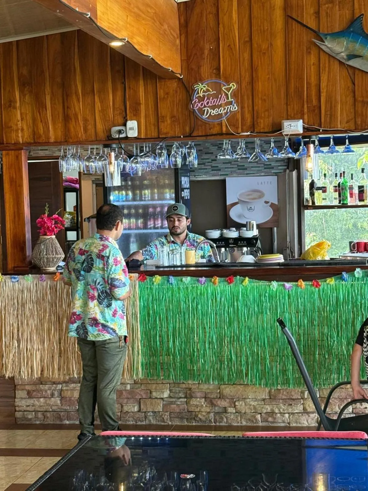 Restaurant/places to eat in Mountain Top Park Hotel