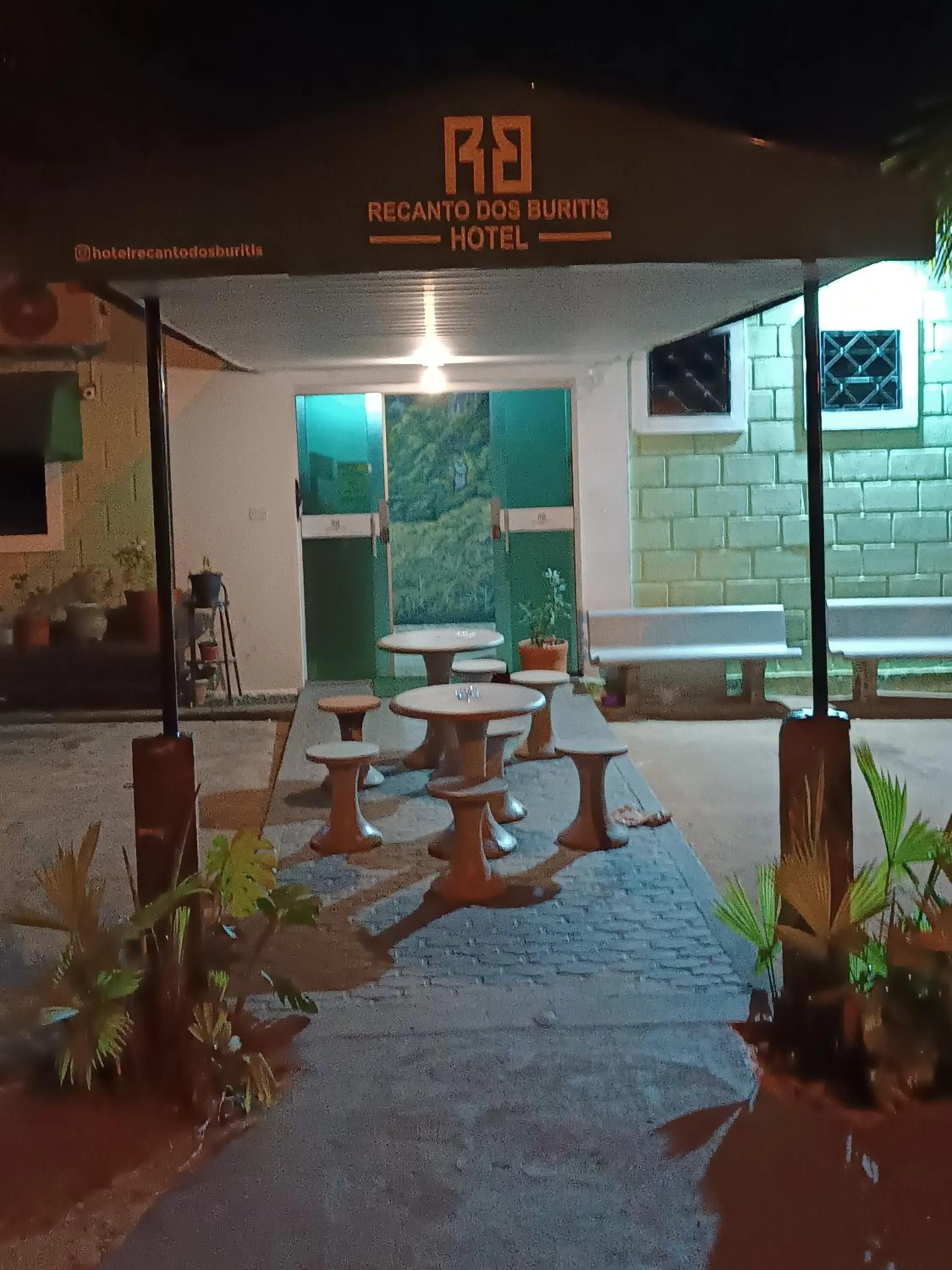 HOTEL RECANTO DOS BURITIS