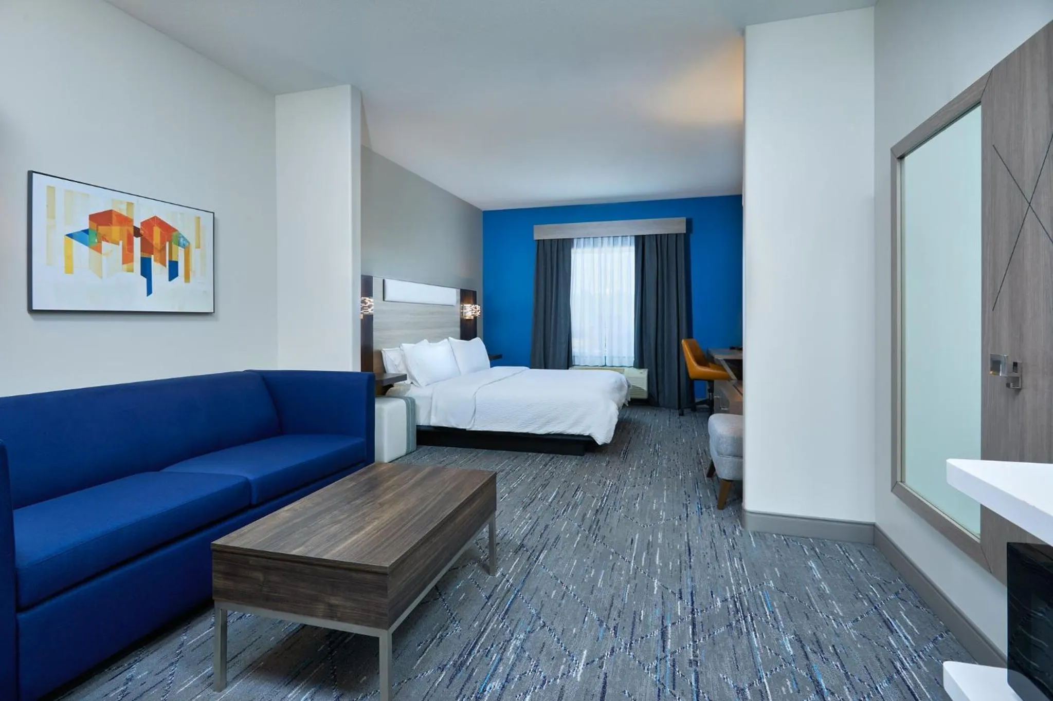 Photo of the whole room, Bed in Holiday Inn Express Hotel & Suites Swift Current by IHG