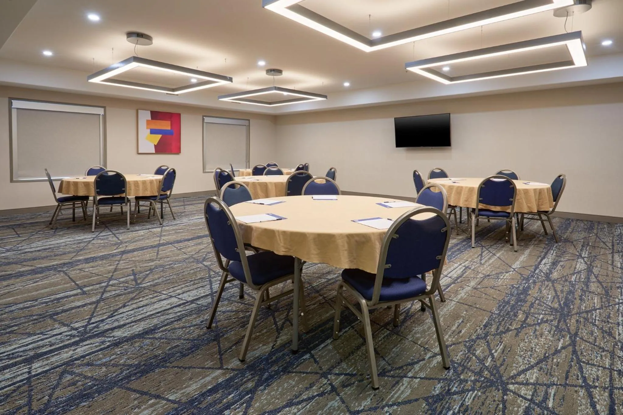 Meeting/conference room in Holiday Inn Express Hotel & Suites Swift Current by IHG