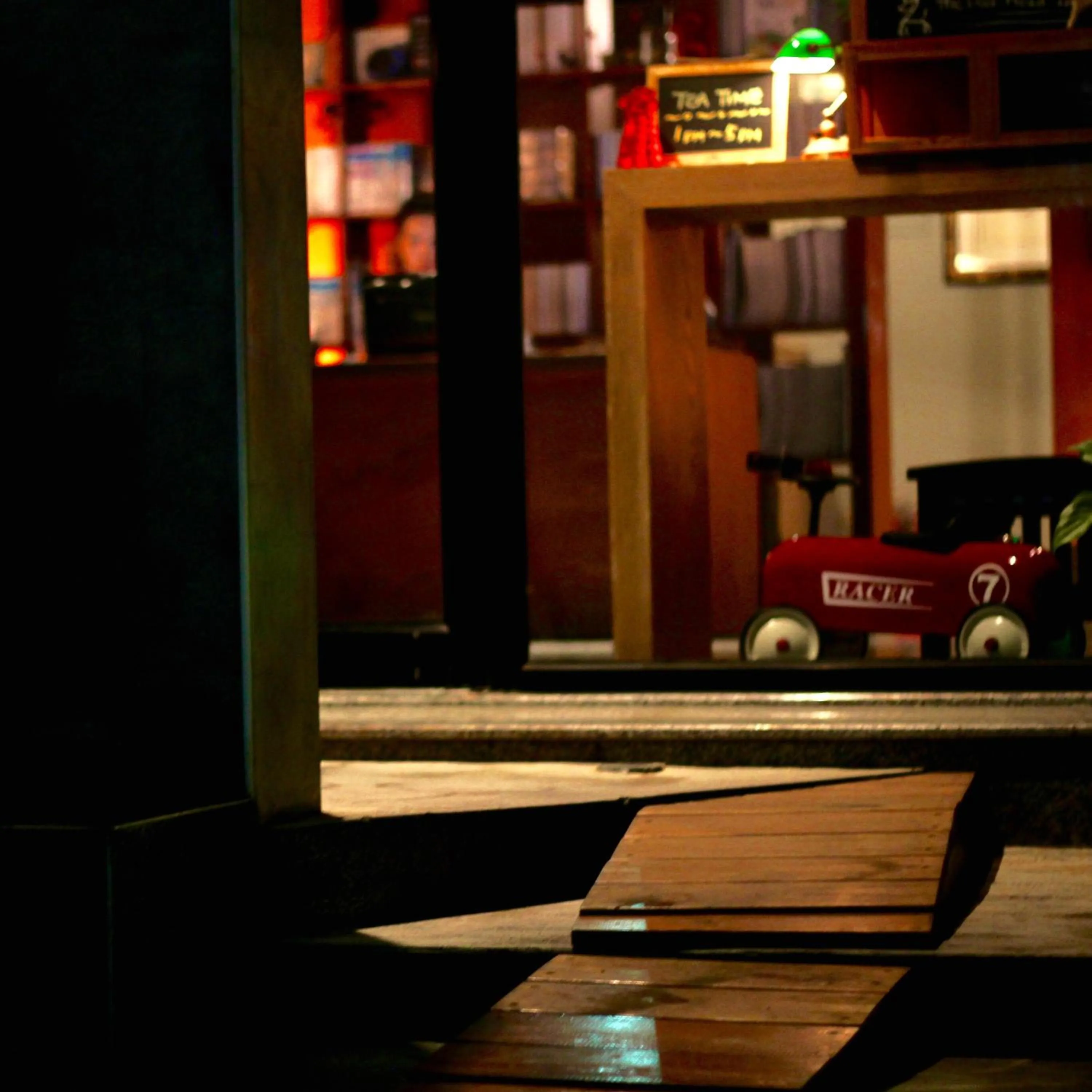 Facade/entrance in The Deer Head Inn