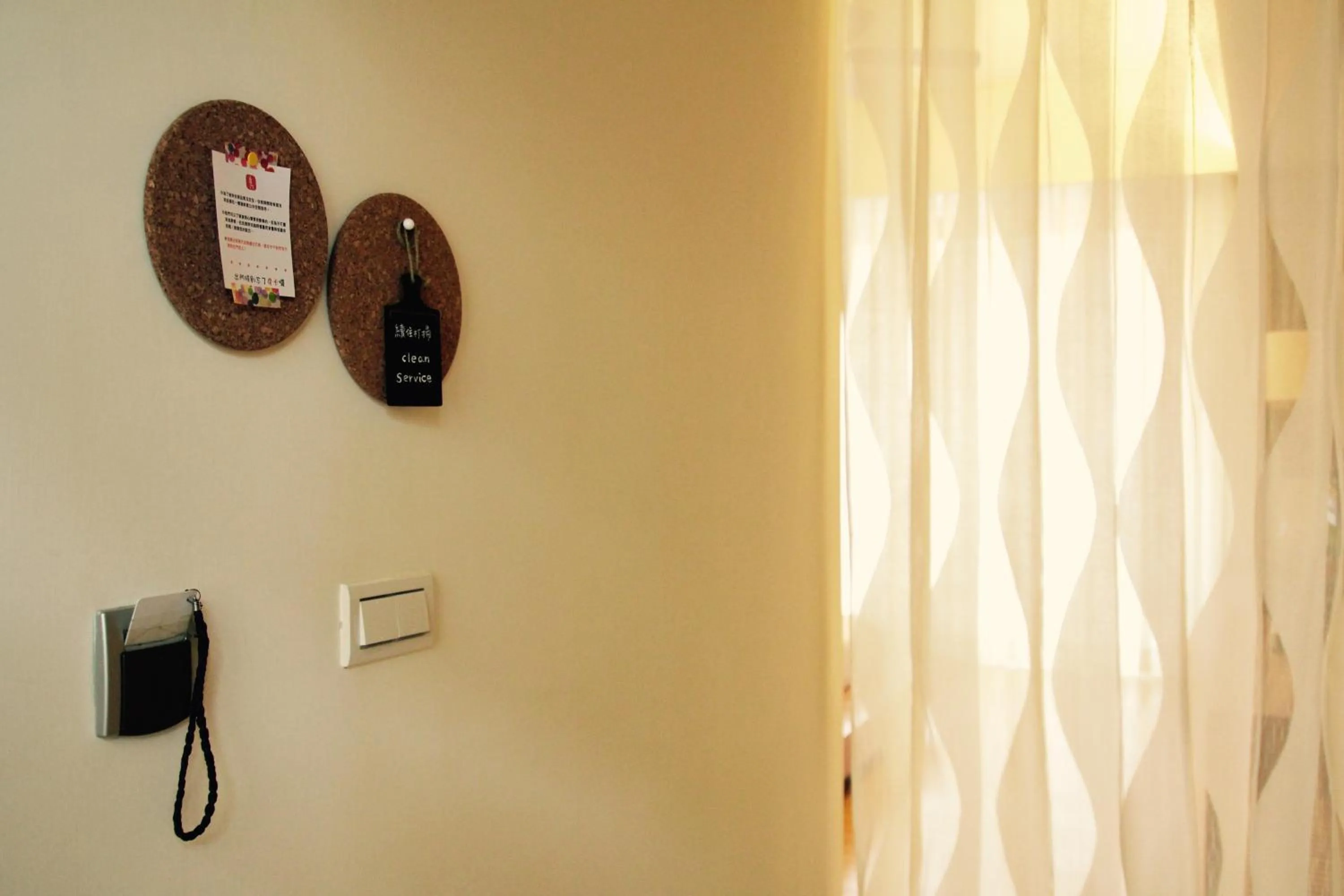 Decorative detail in The Deer Head Inn