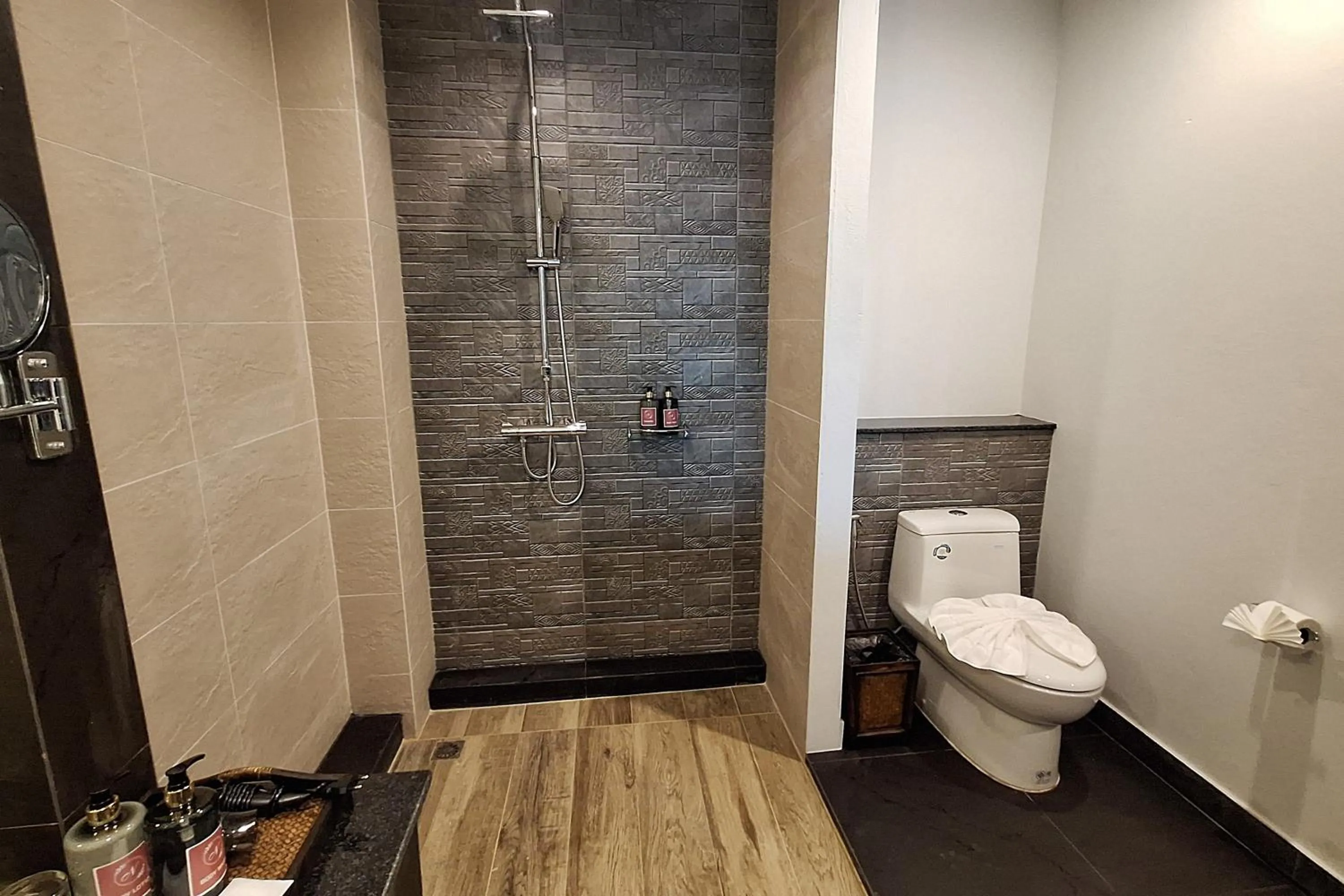 Bathroom in Na Napa Wellness Spa & Resort