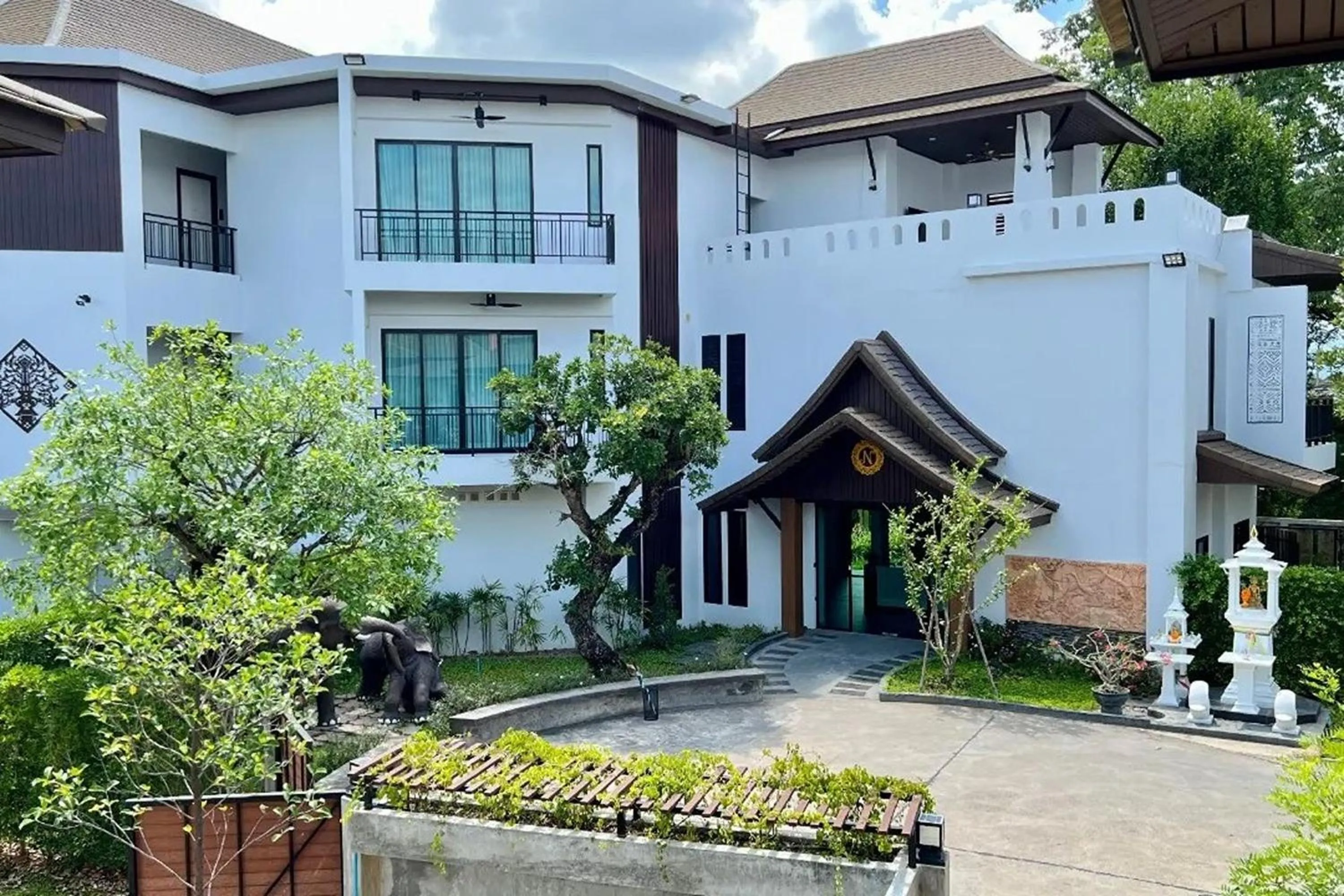 Property building in Na Napa Wellness Spa & Resort