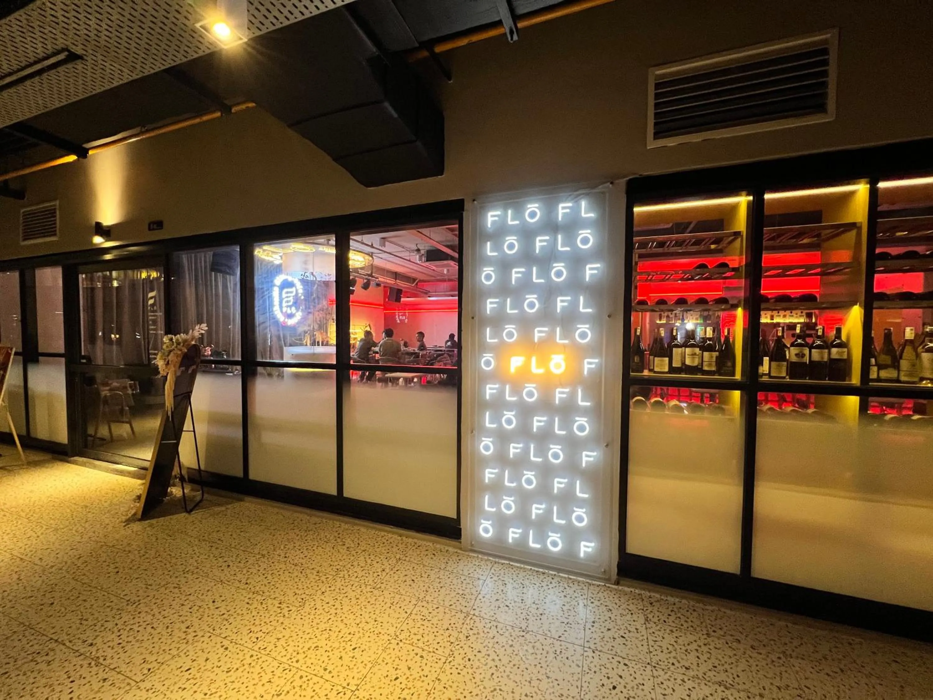 Restaurant/places to eat in Millerz Square