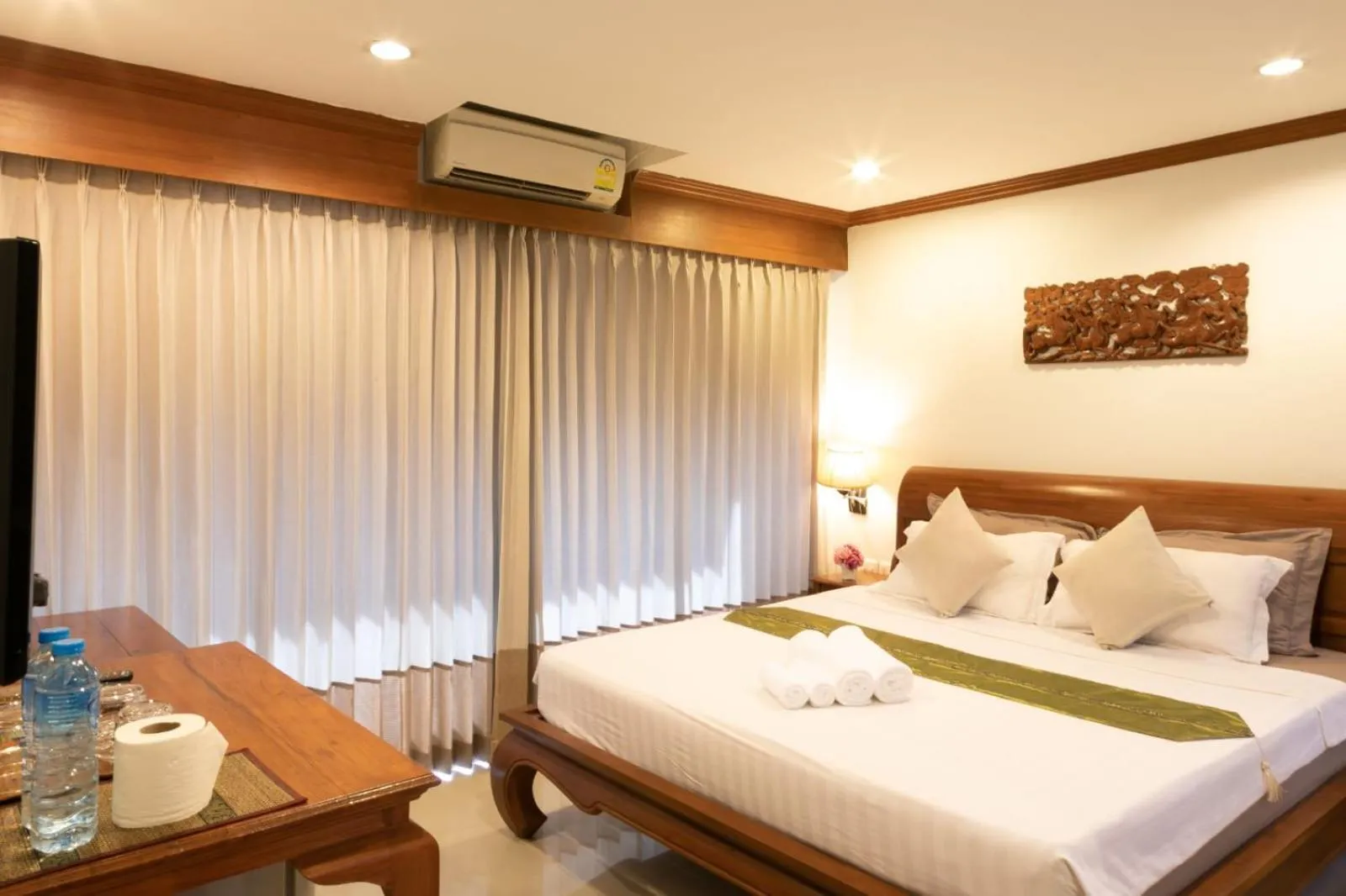 Bed in Best Venue Hotel