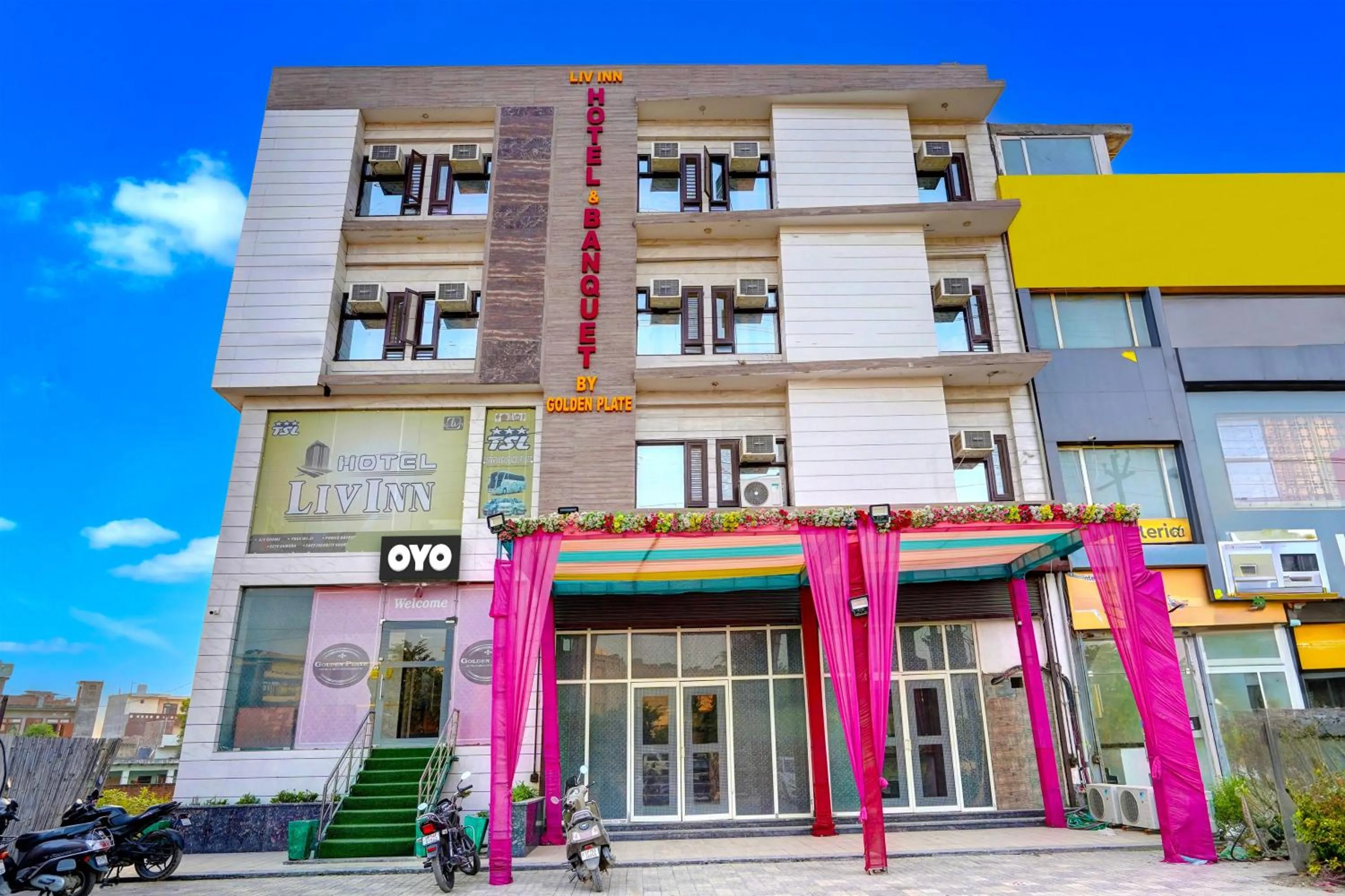 Facade/entrance in Collection O Liv Inn