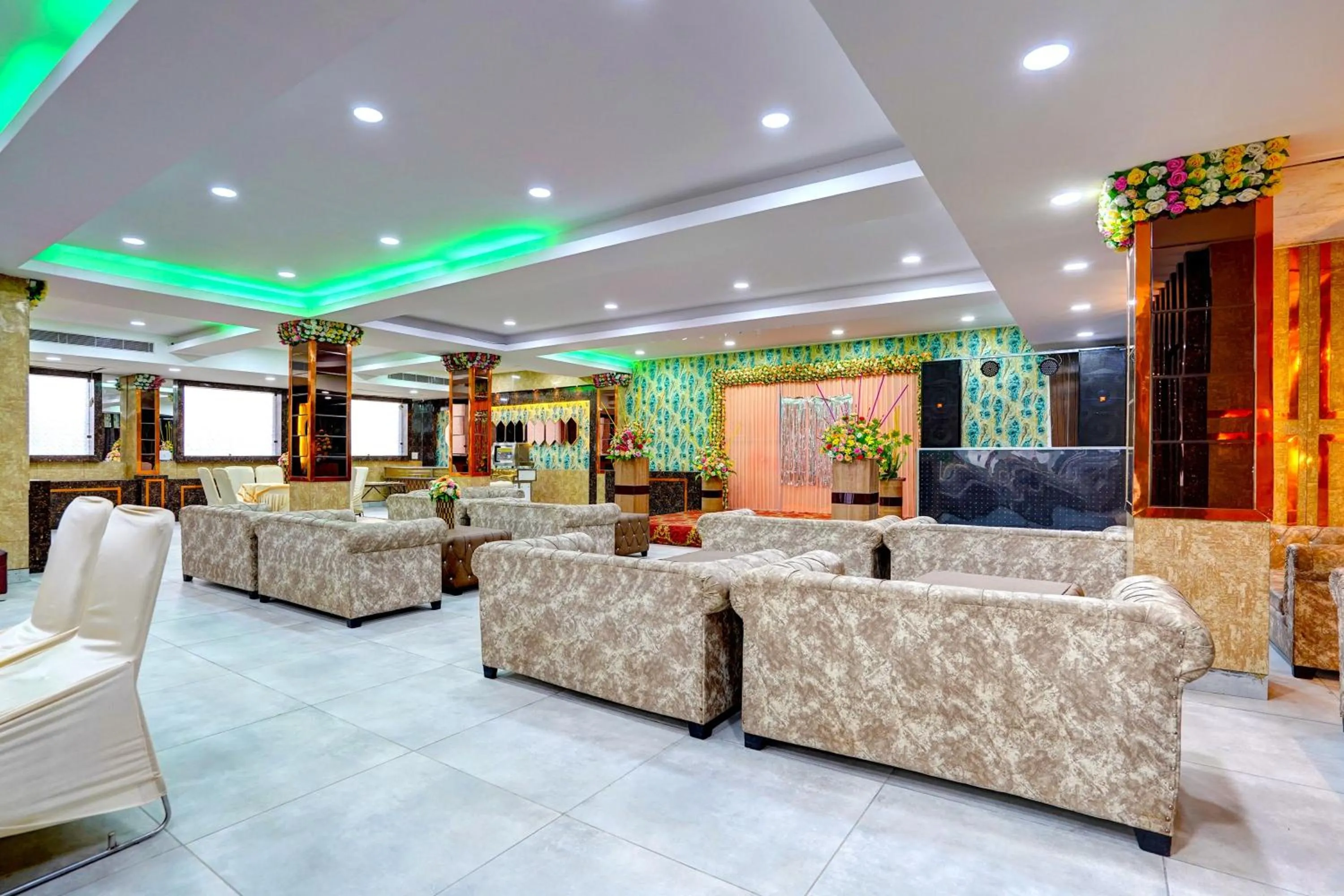 Lobby or reception in Collection O Liv Inn