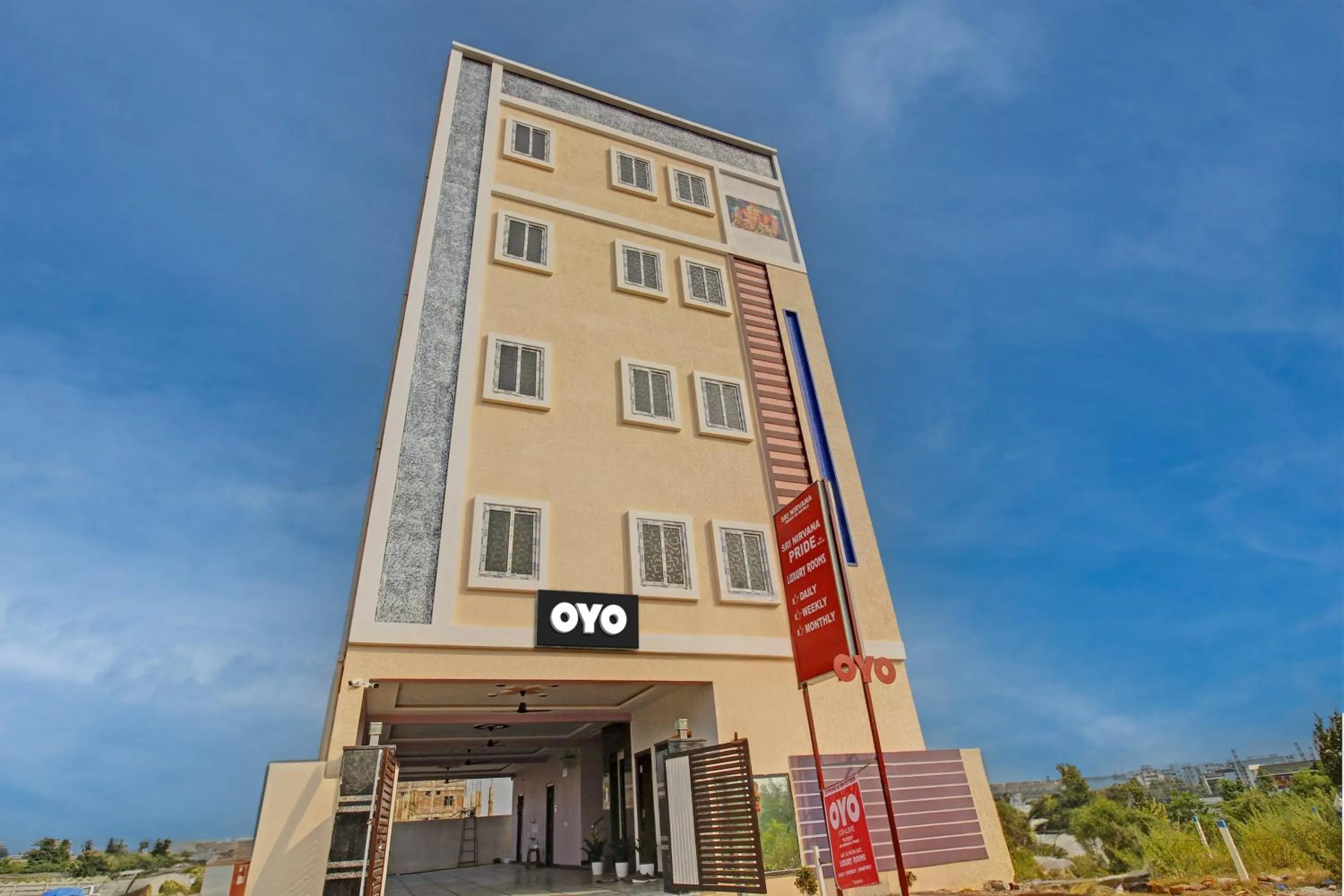 Facade/entrance in Super Hotel O SRI NIRVANA PRIDE