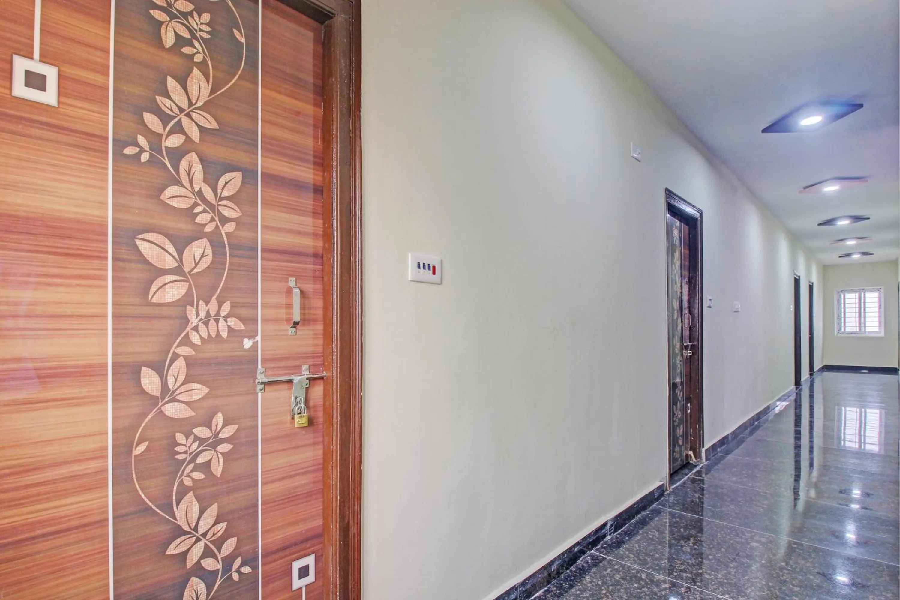 Lobby or reception in Super Hotel O SRI NIRVANA PRIDE