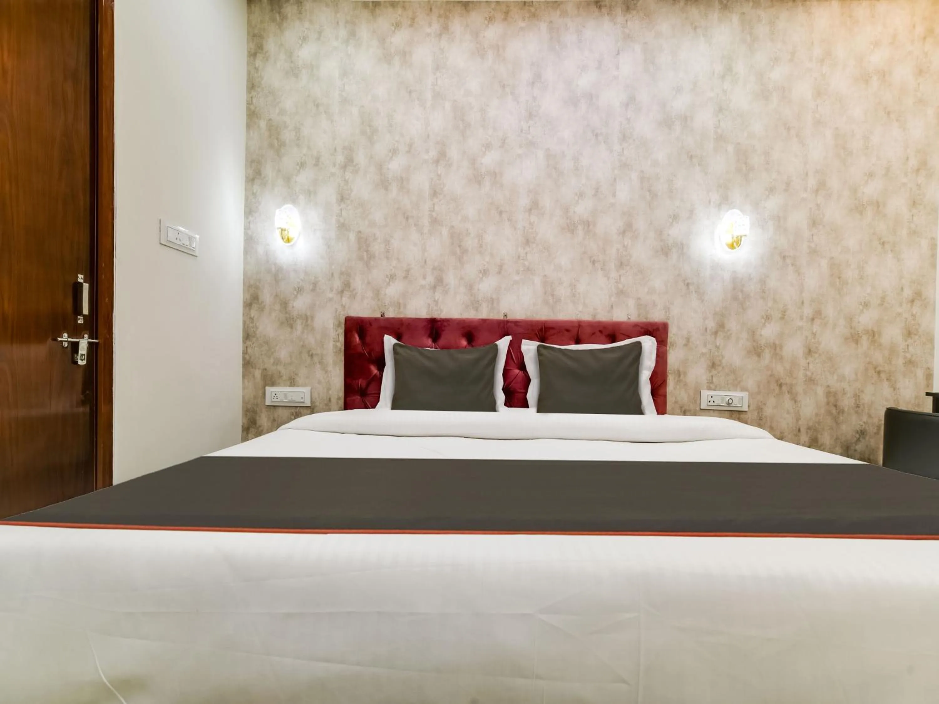 Bedroom, Bed in Hotel O Iconic Stay