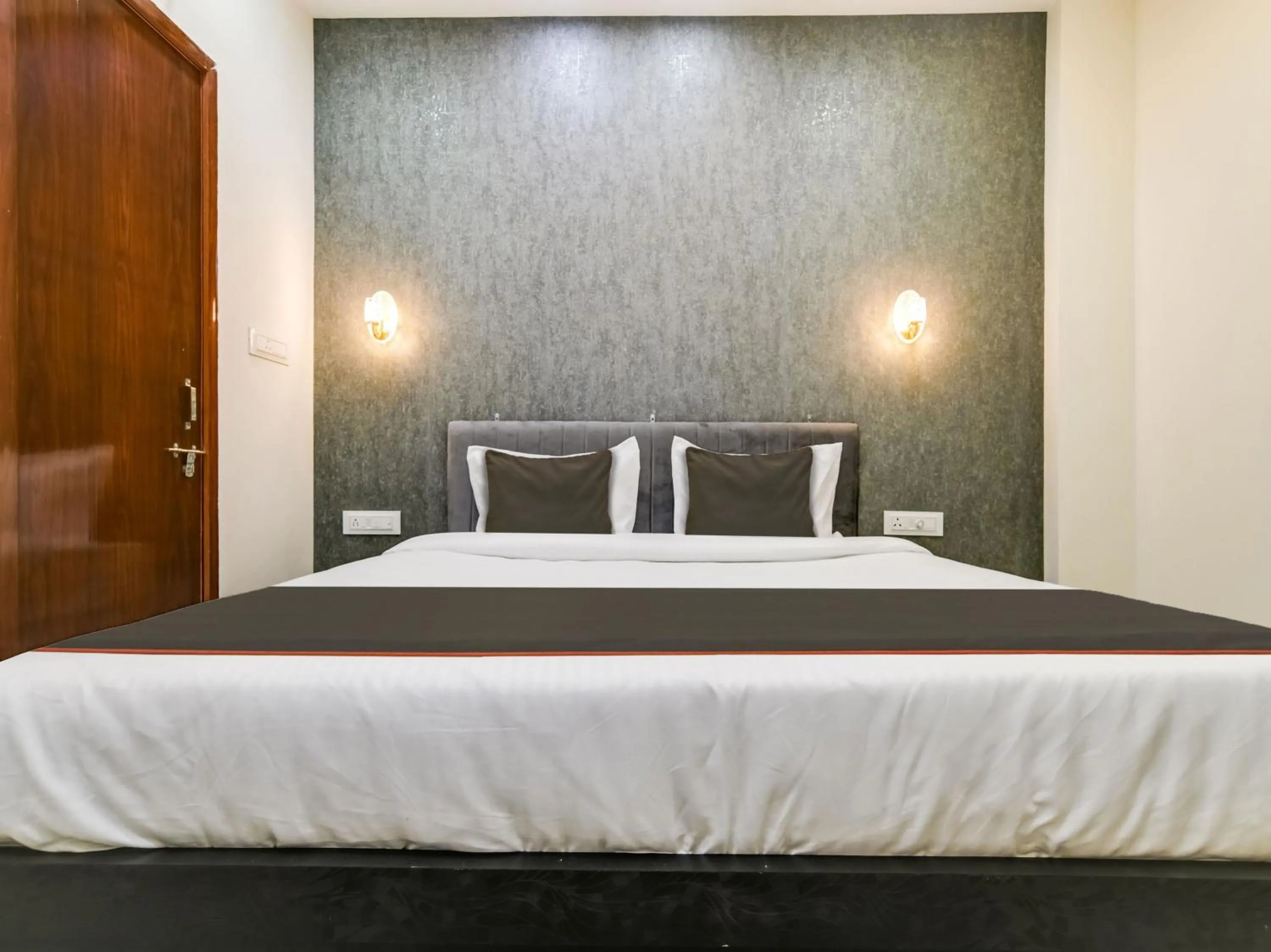 Bedroom, Bed in Hotel O Iconic Stay