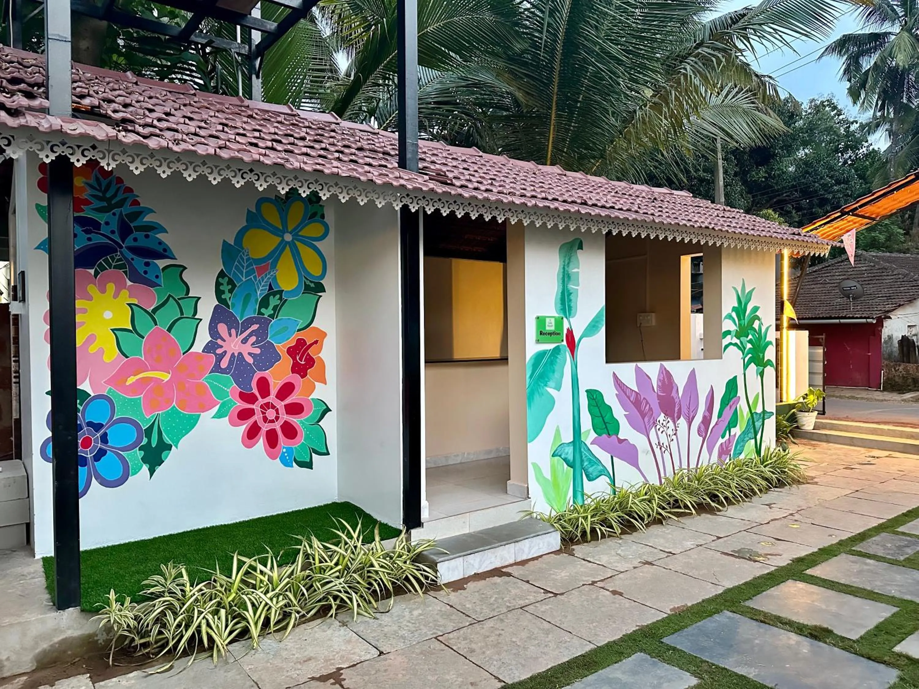 Facade/entrance in Coco Hostel Goa