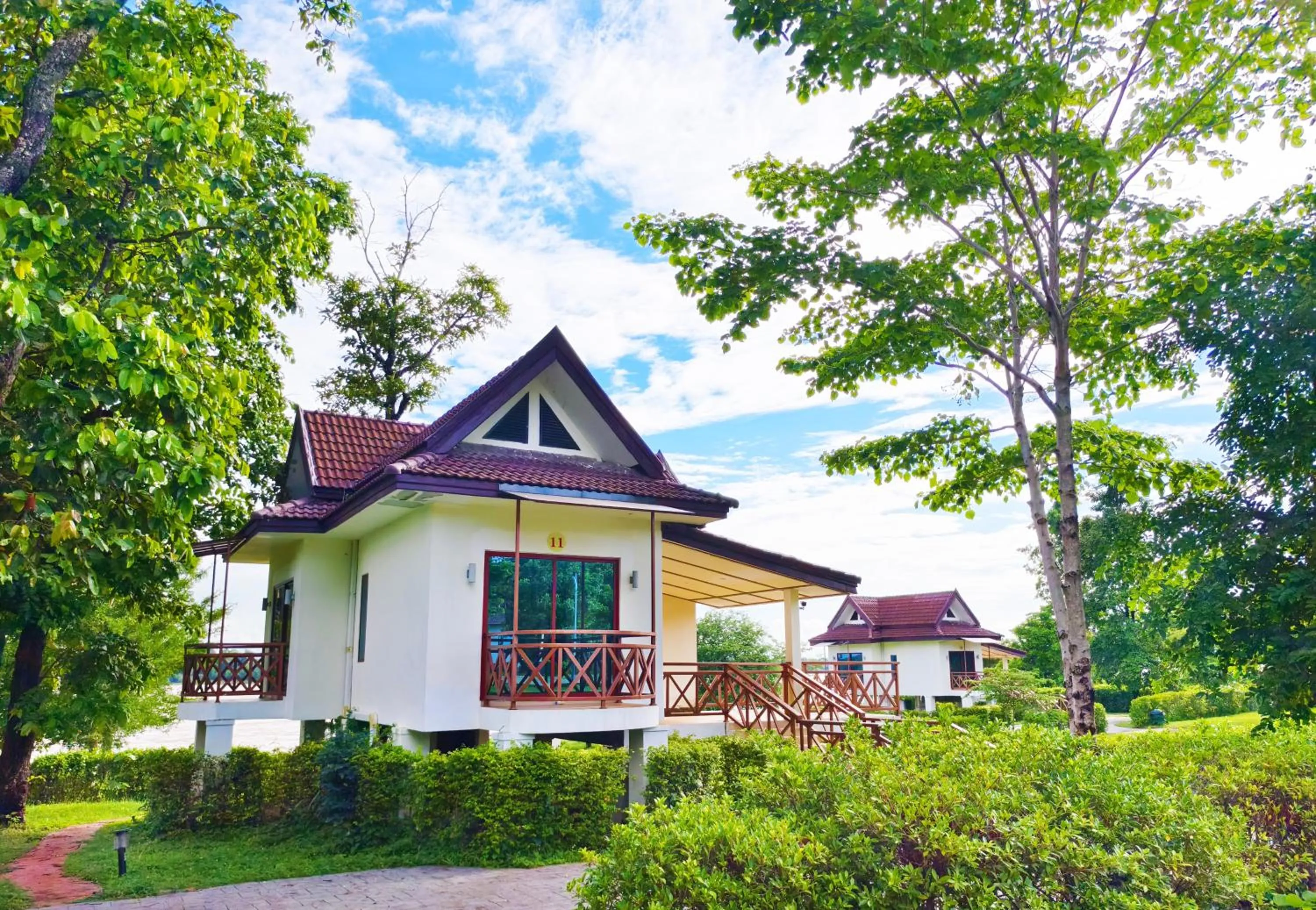 Property building in MonMonBoutique Hotel