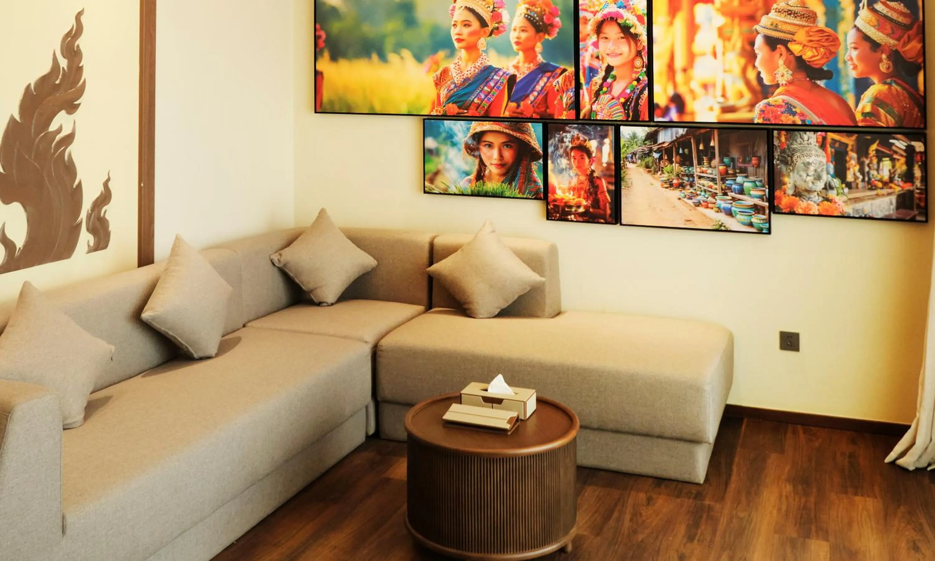 Living room in MonMonBoutique Hotel