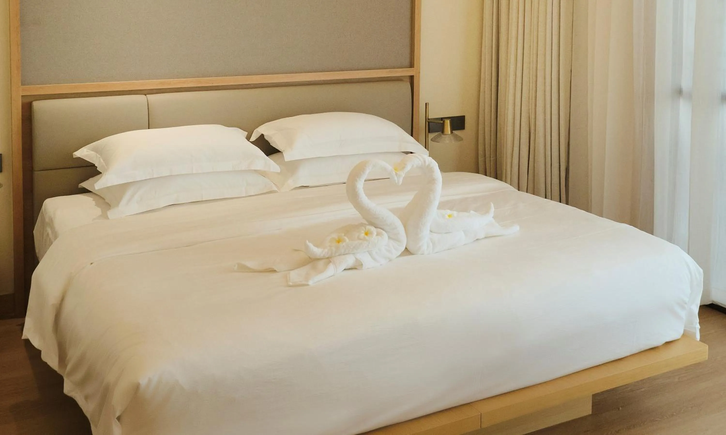 Bed in MonMonBoutique Hotel