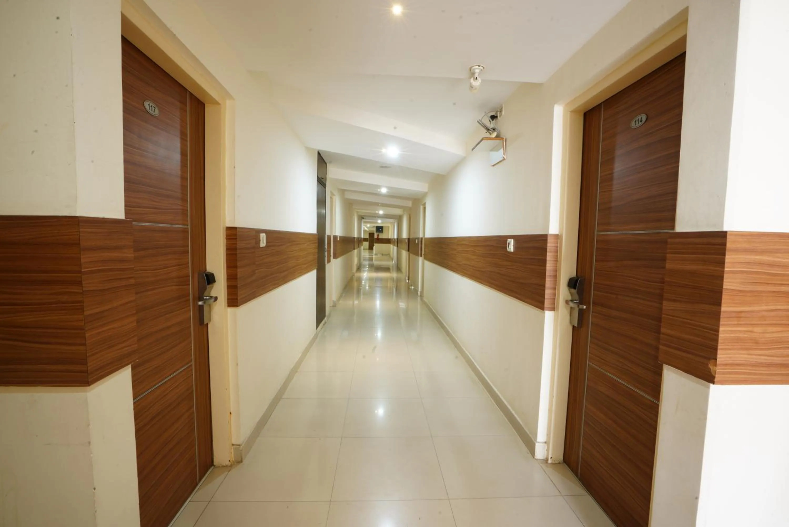 Hotel Grand Bee Bangalore