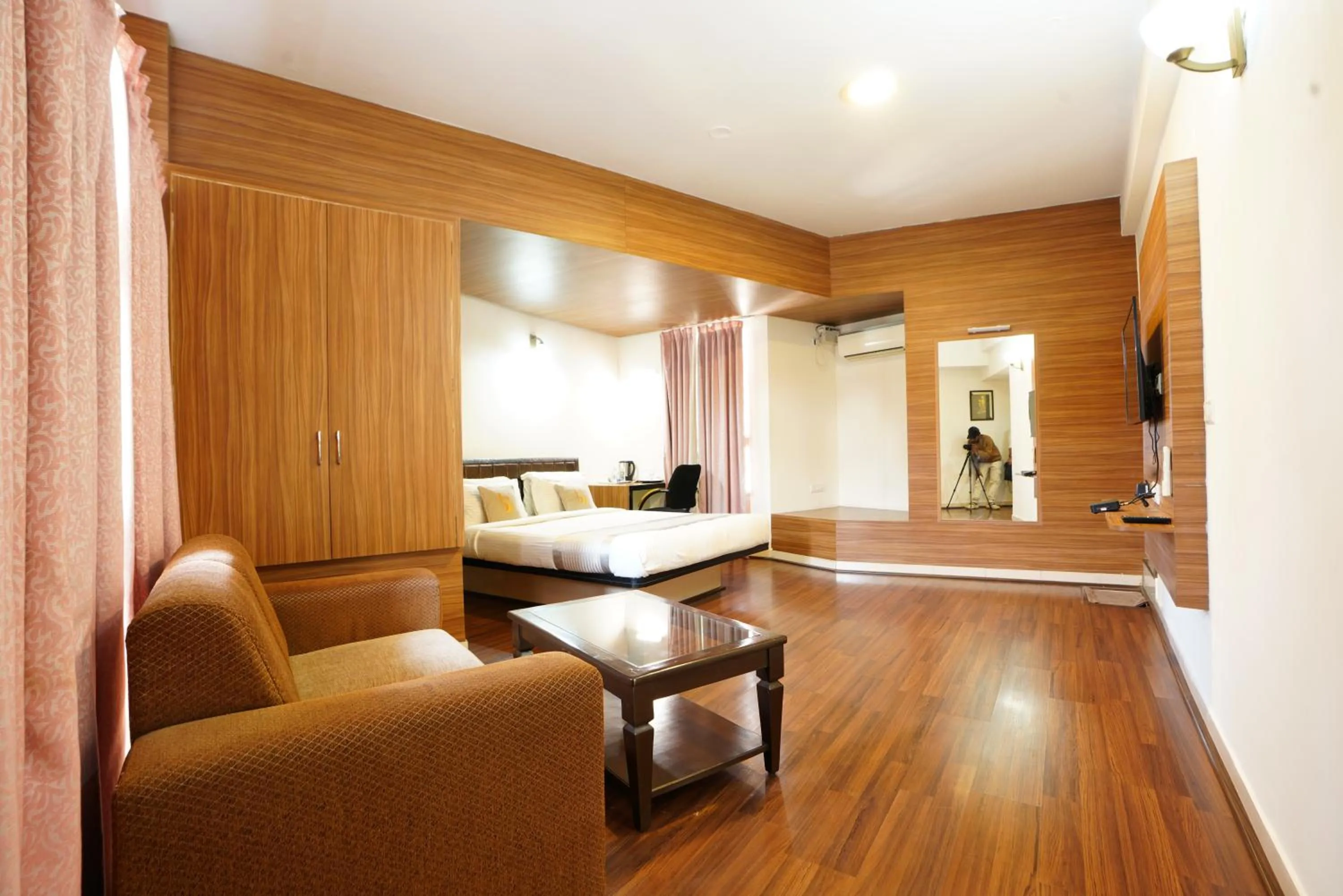 Hotel Grand Bee Bangalore