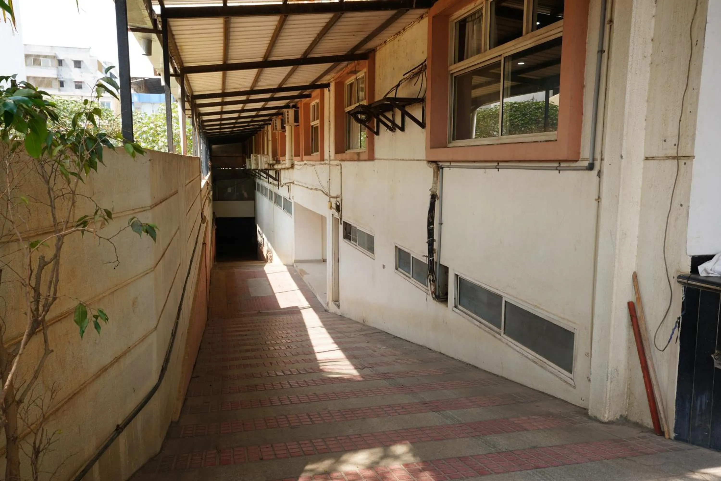 Hotel Grand Bee Bangalore