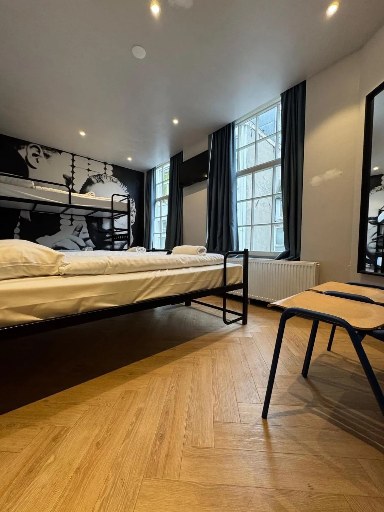 Bedroom, Bed in Heart of Amsterdam Hostel