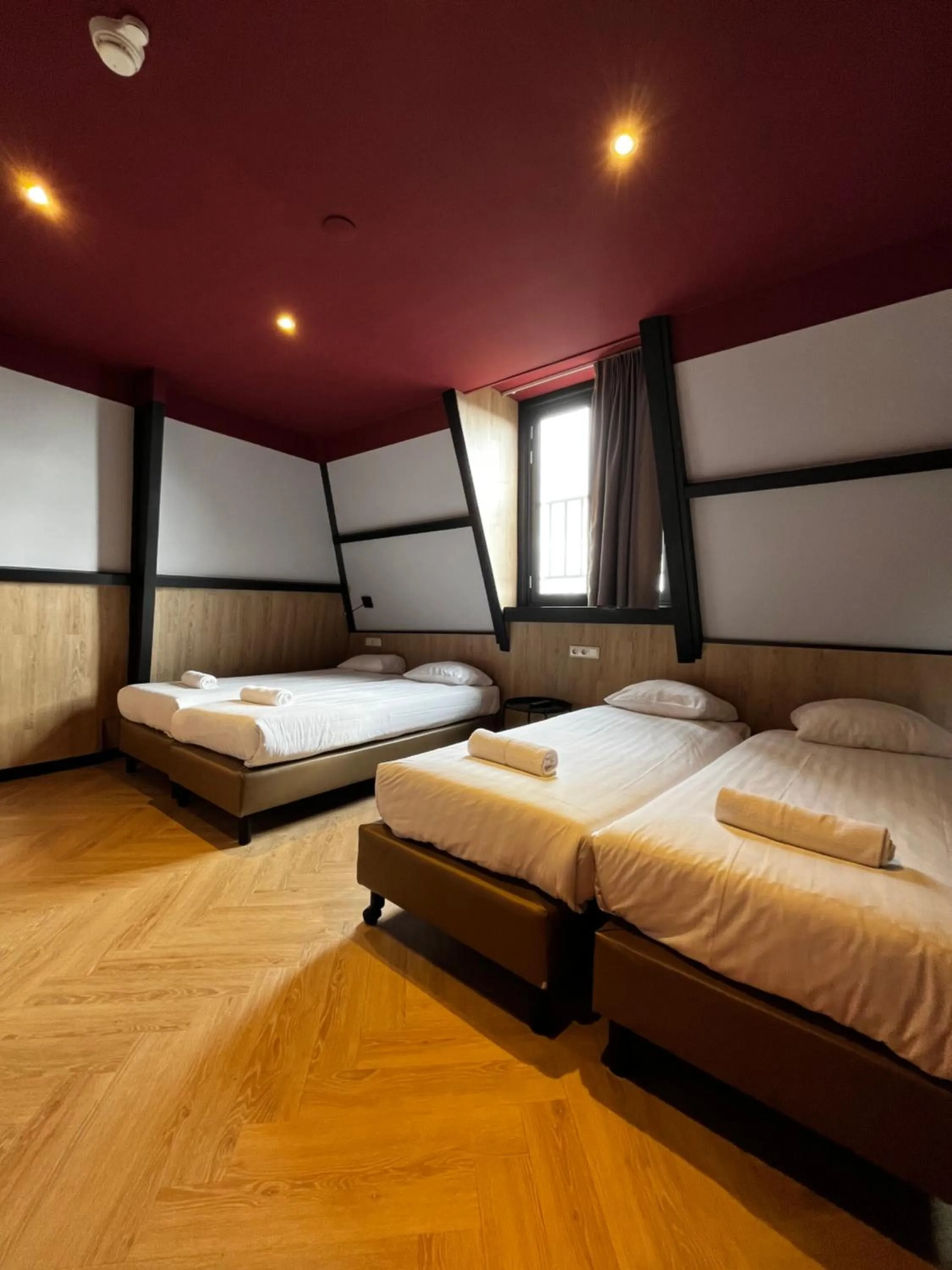 Bed in Heart of Amsterdam Hostel