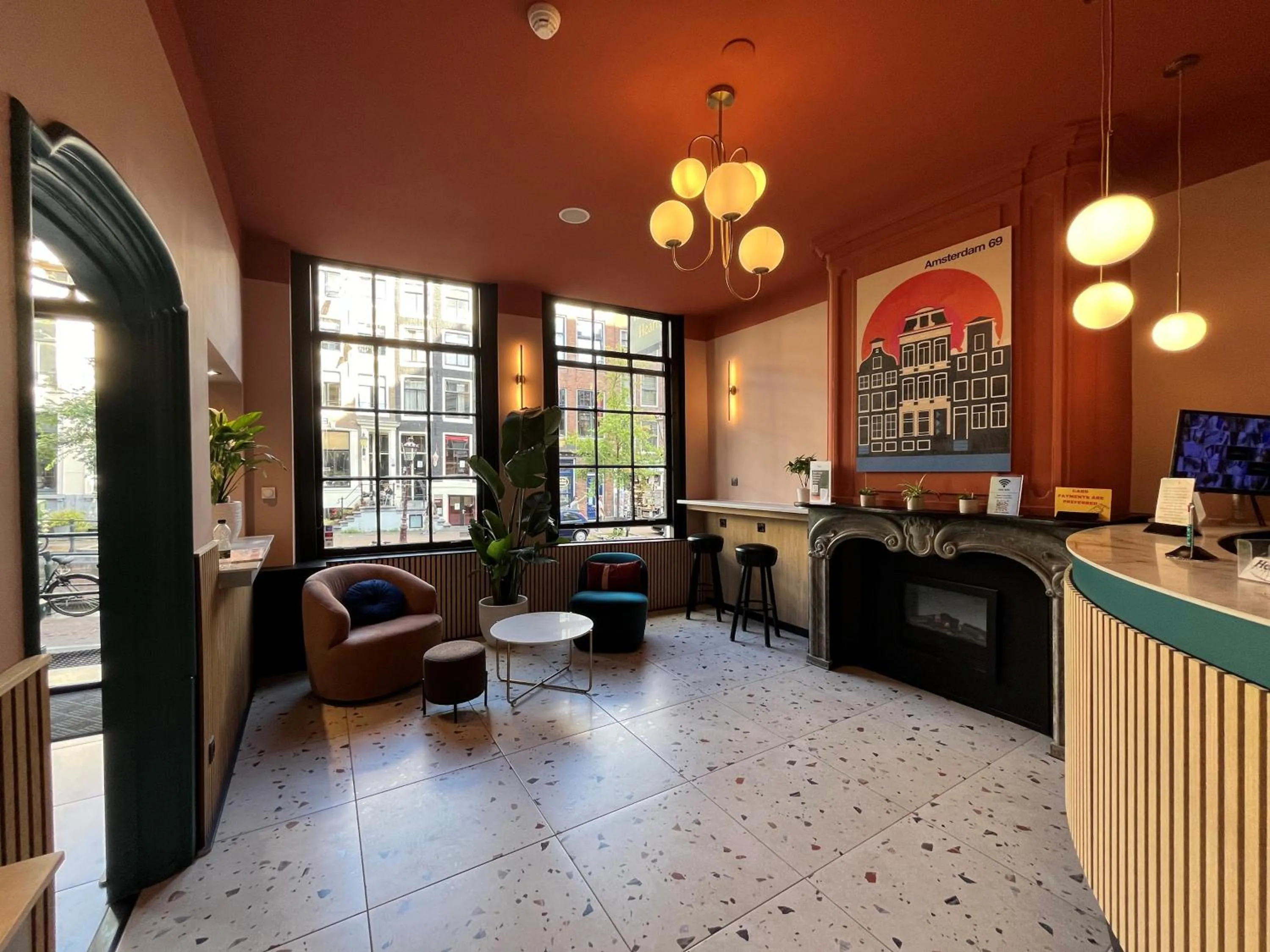 Lobby or reception in Heart of Amsterdam Hostel