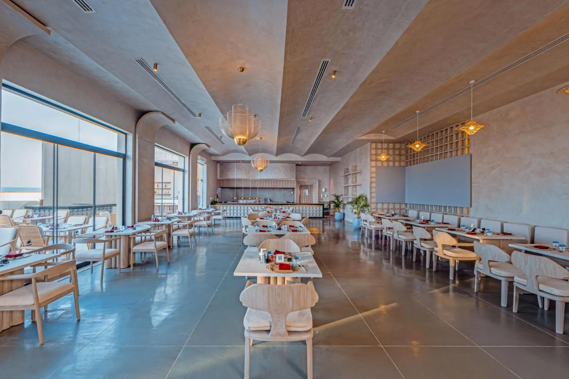 Restaurant/places to eat in Sunrise Anjum Resort