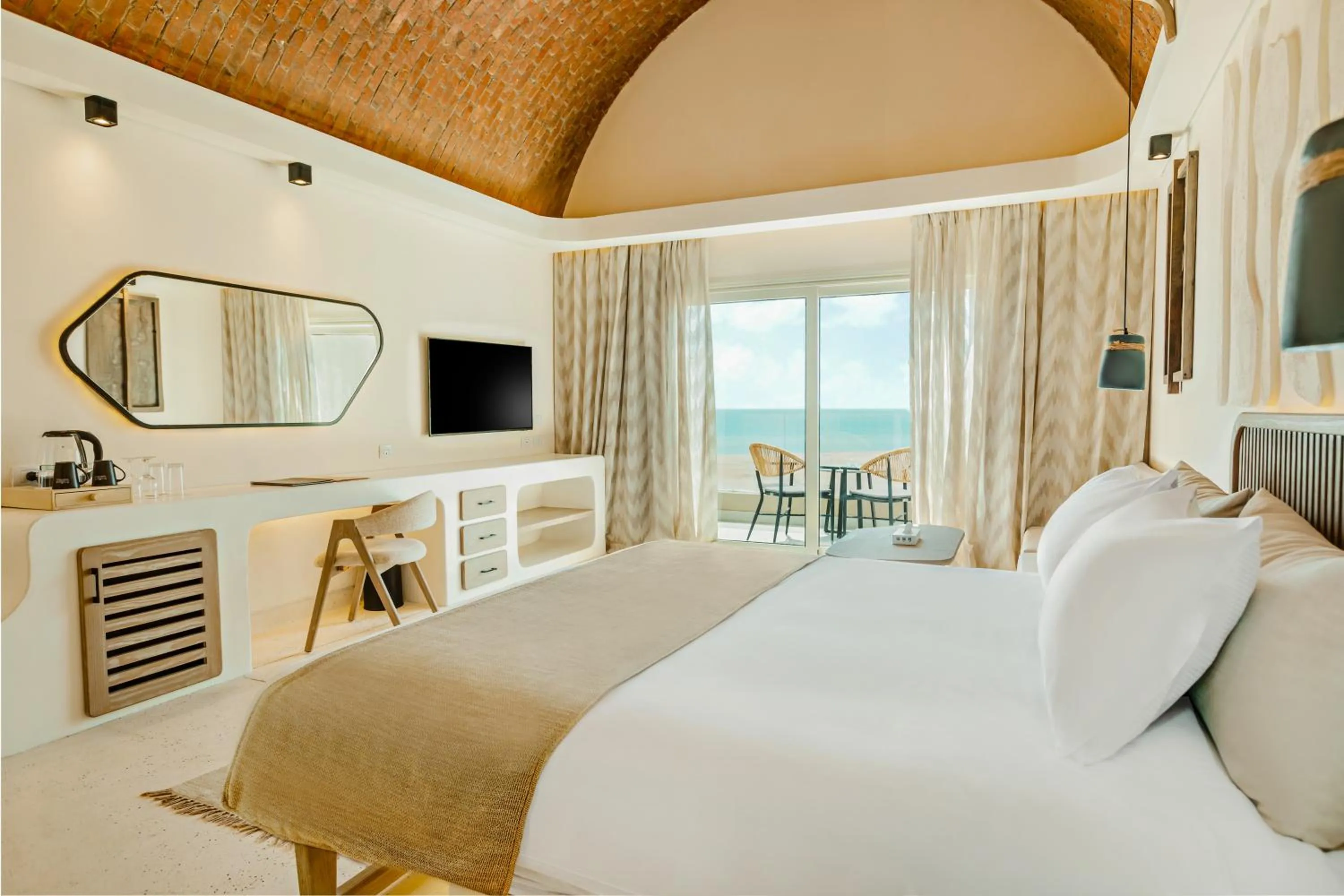 Bed in Sunrise Anjum Resort