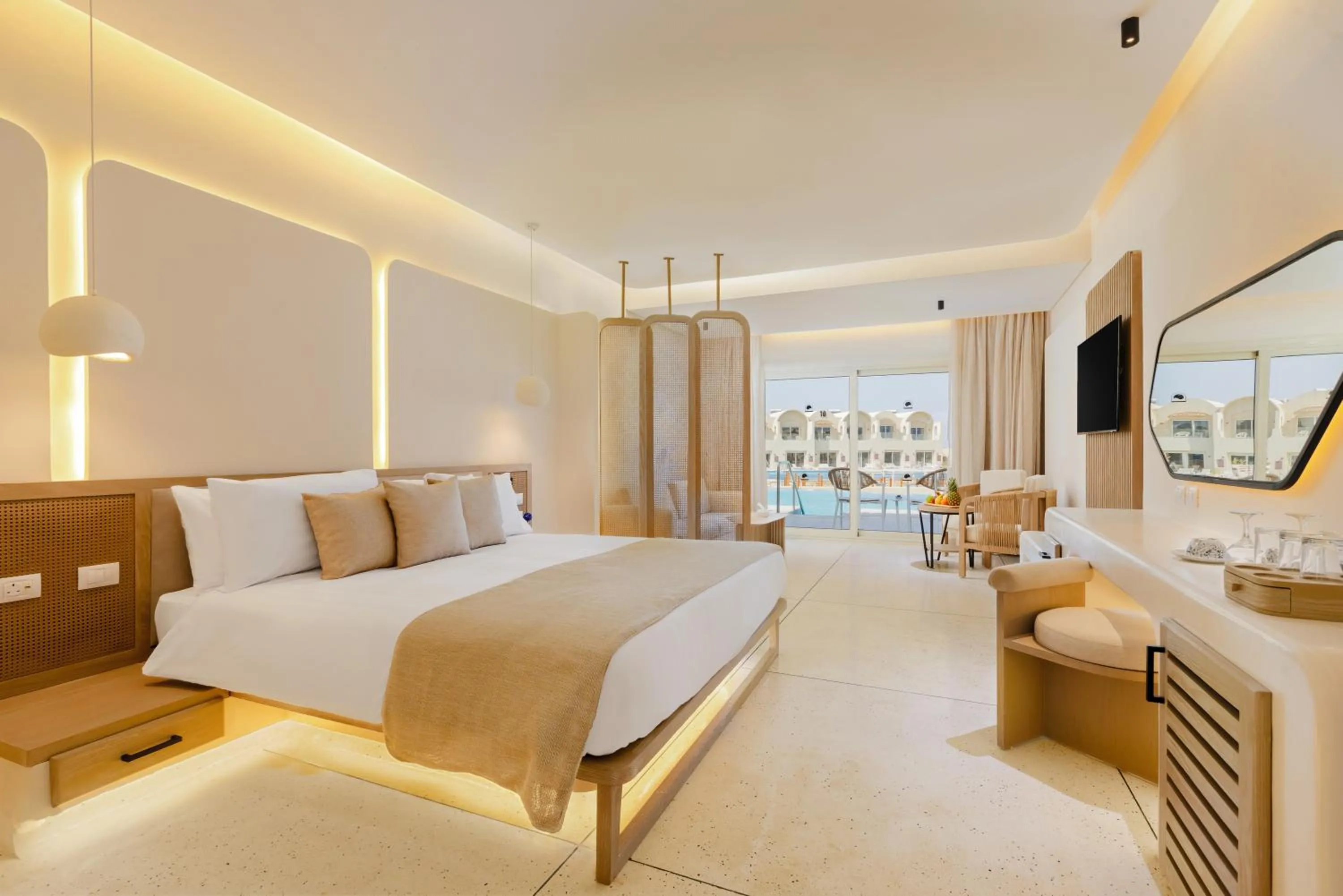 Bed in Sunrise Anjum Resort