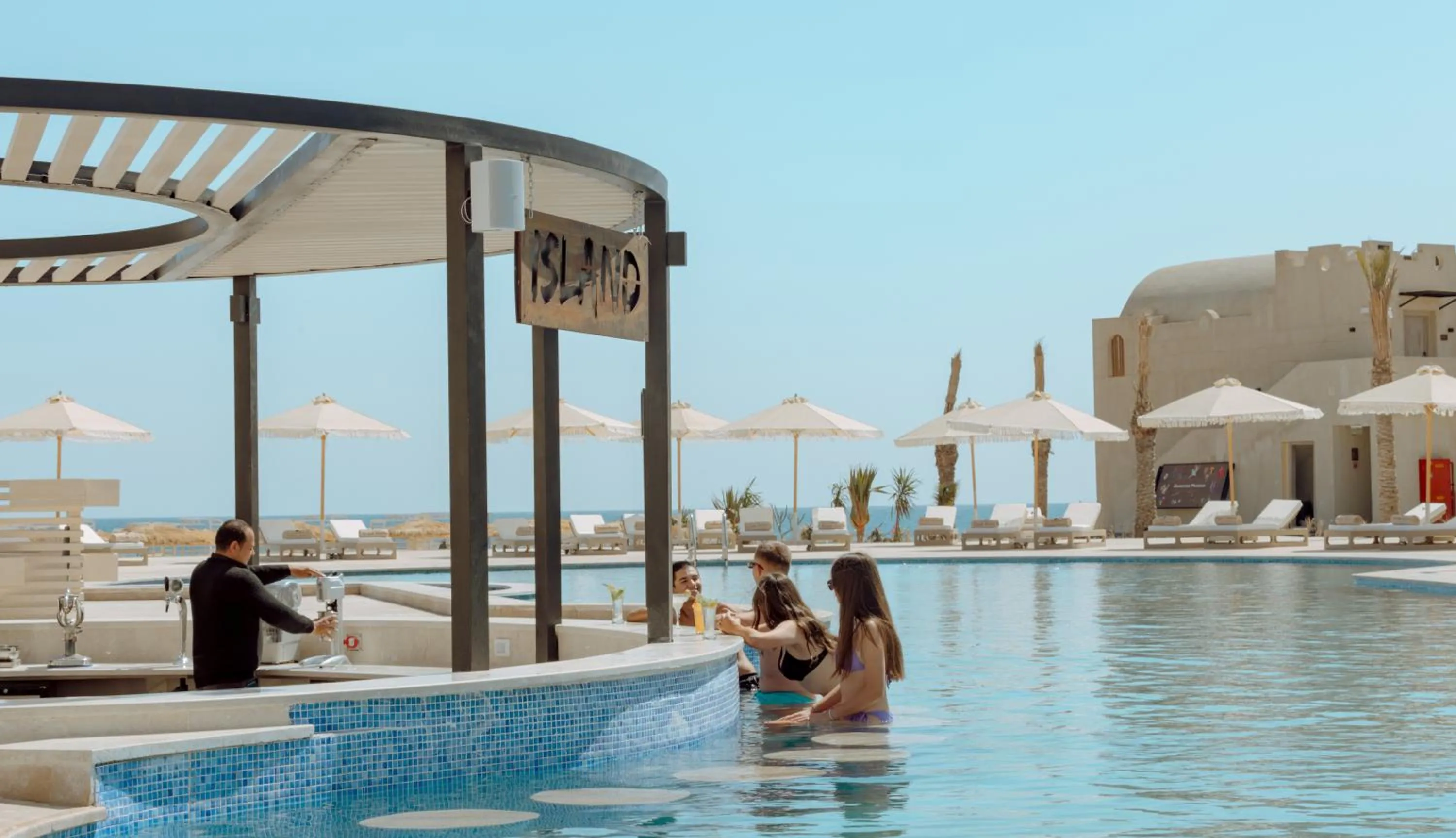 Lounge or bar in Sunrise Anjum Resort