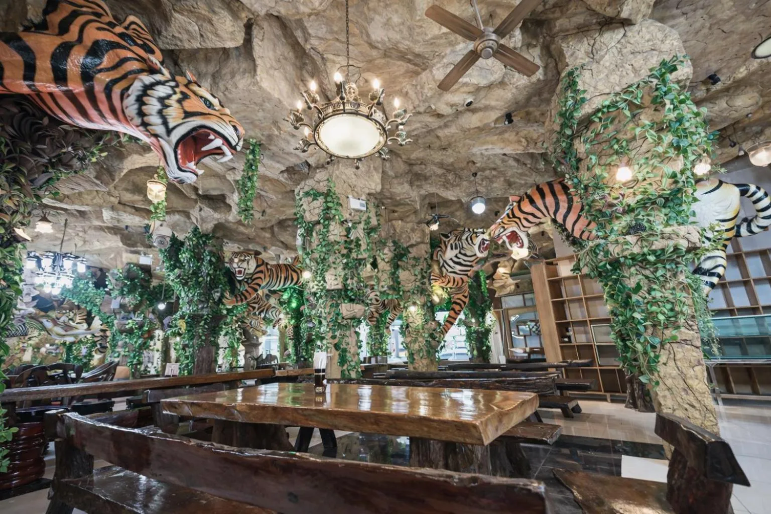 Seating area in Tiger Complex Hotel