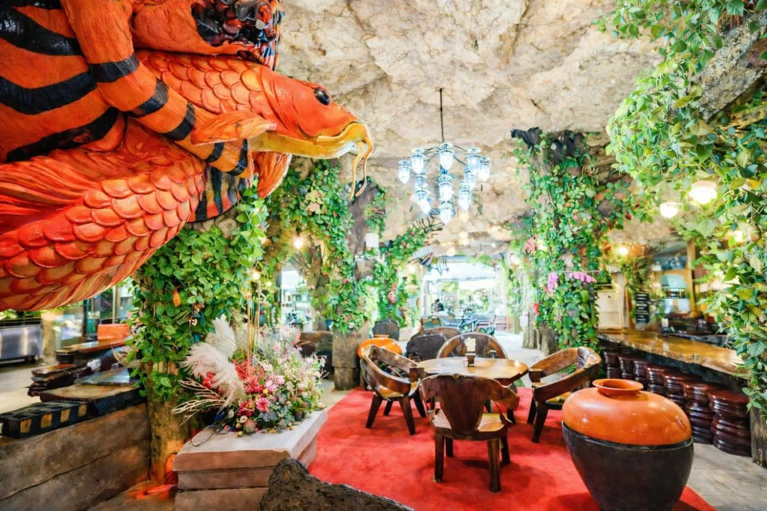 Restaurant/places to eat in Tiger Complex Hotel