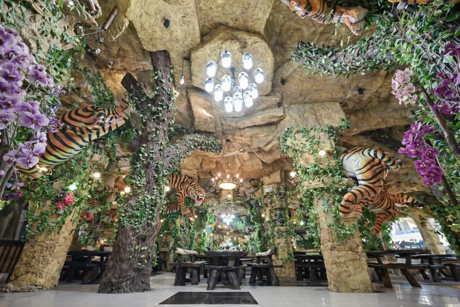 Decorative detail in Tiger Complex Hotel