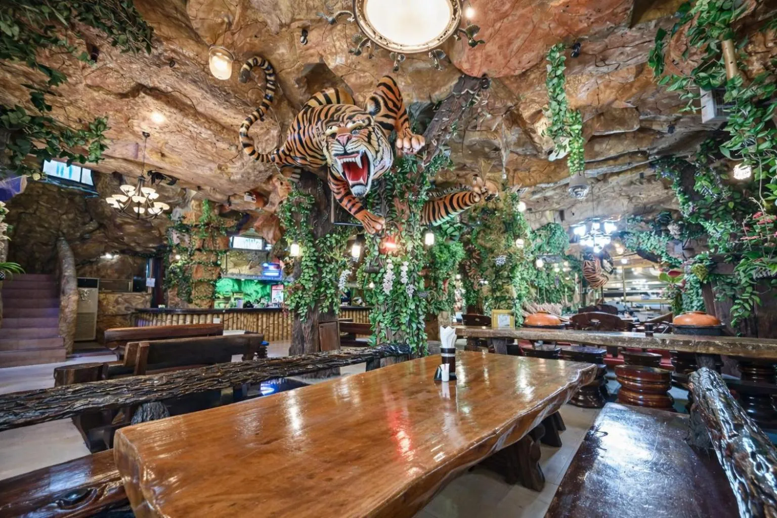 Seating area in Tiger Complex Hotel