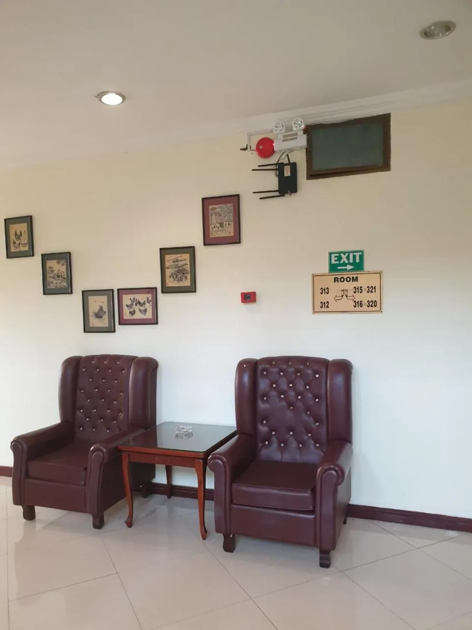 Seating area in Ngọc Lan Hotel