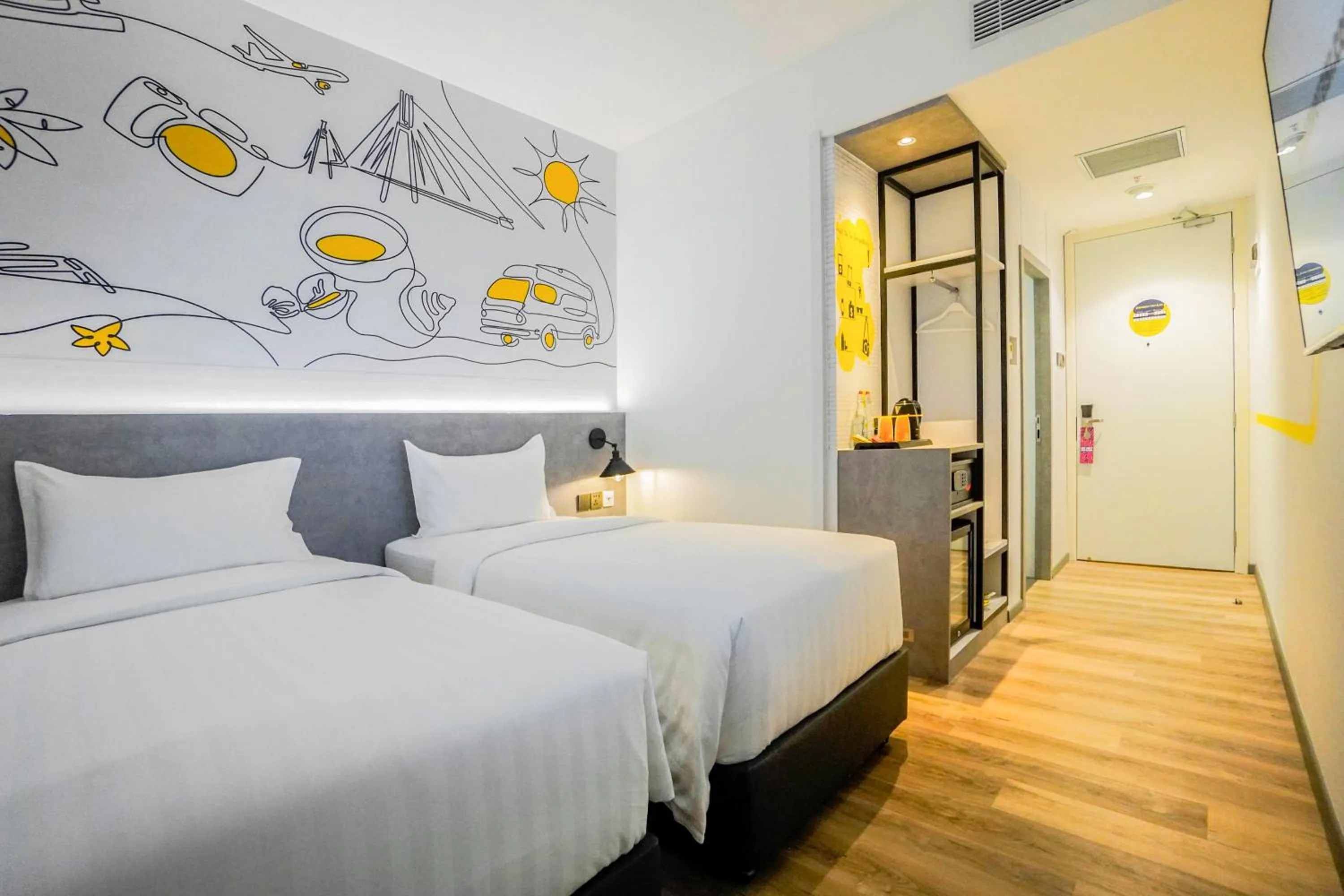 Bed in Yello Hotel Harbour Bay