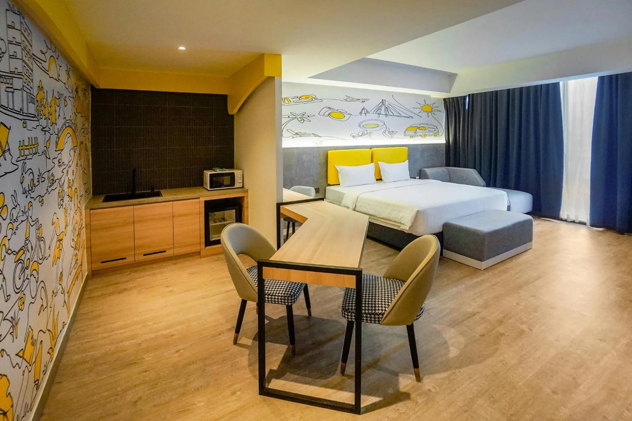 Bedroom, Bed in Yello Hotel Harbour Bay