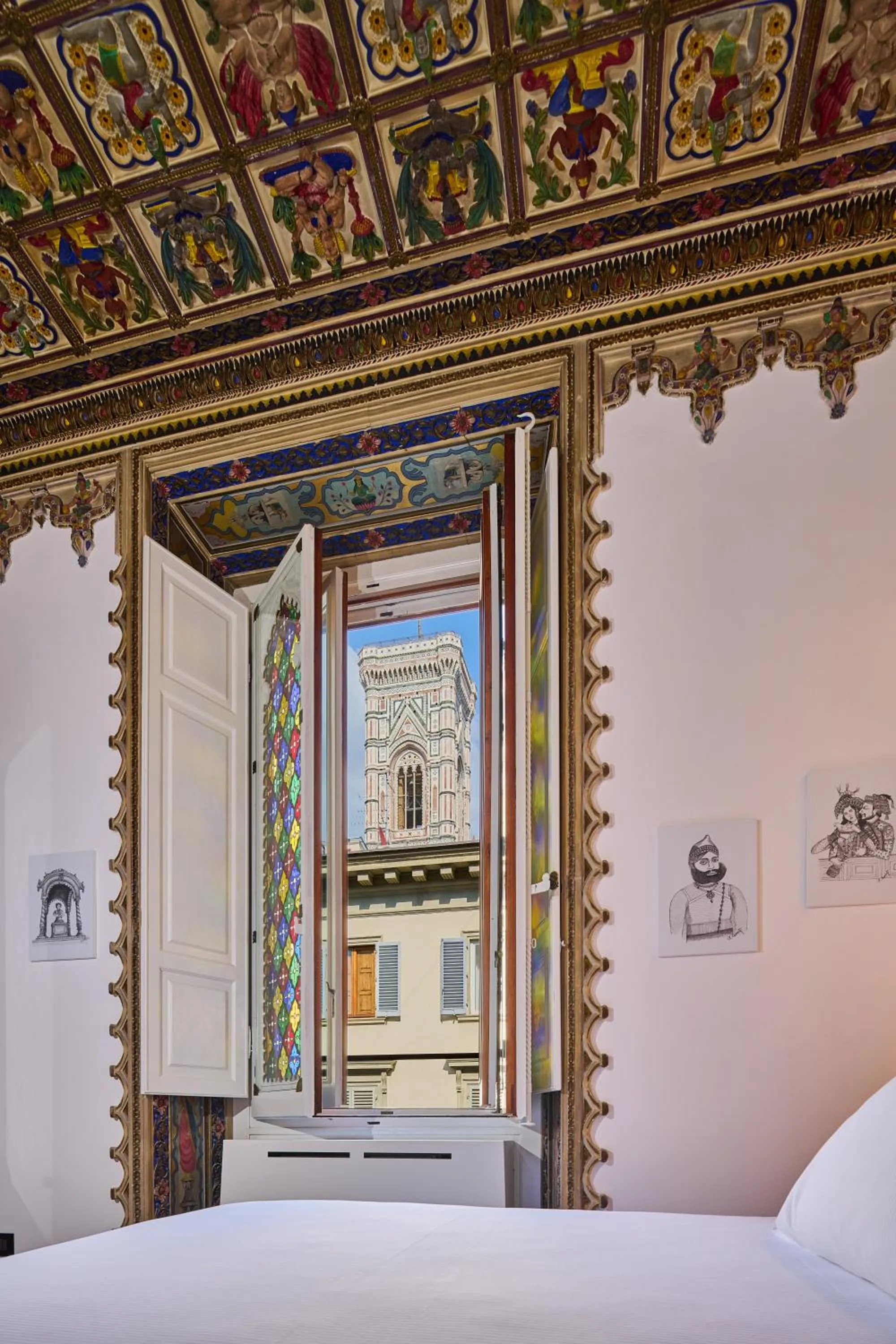 View (from property/room), Bed in Duomo Luxury Florence